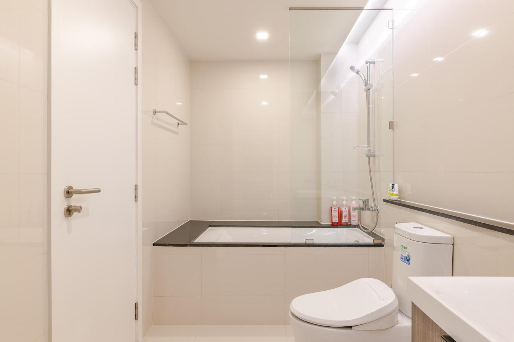 Sukhumvit Asok Modern Suite