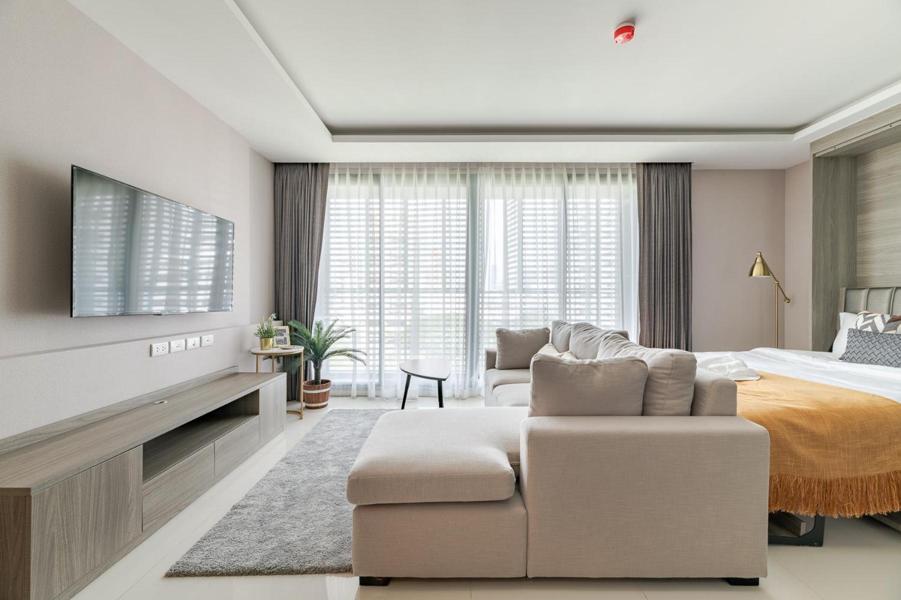 Sukhumvit Asok Modern Suite