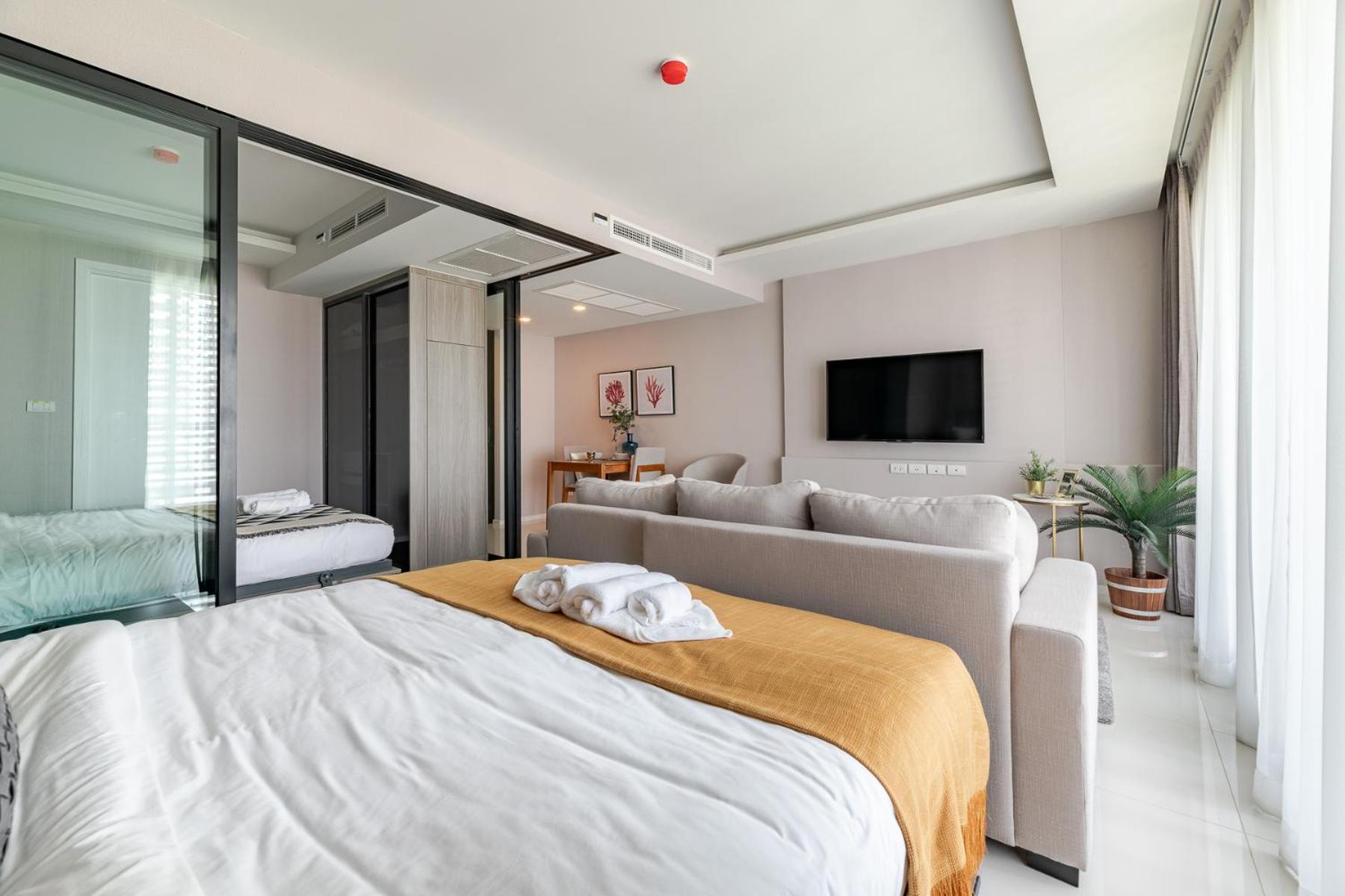 Sukhumvit Asok Modern Suite