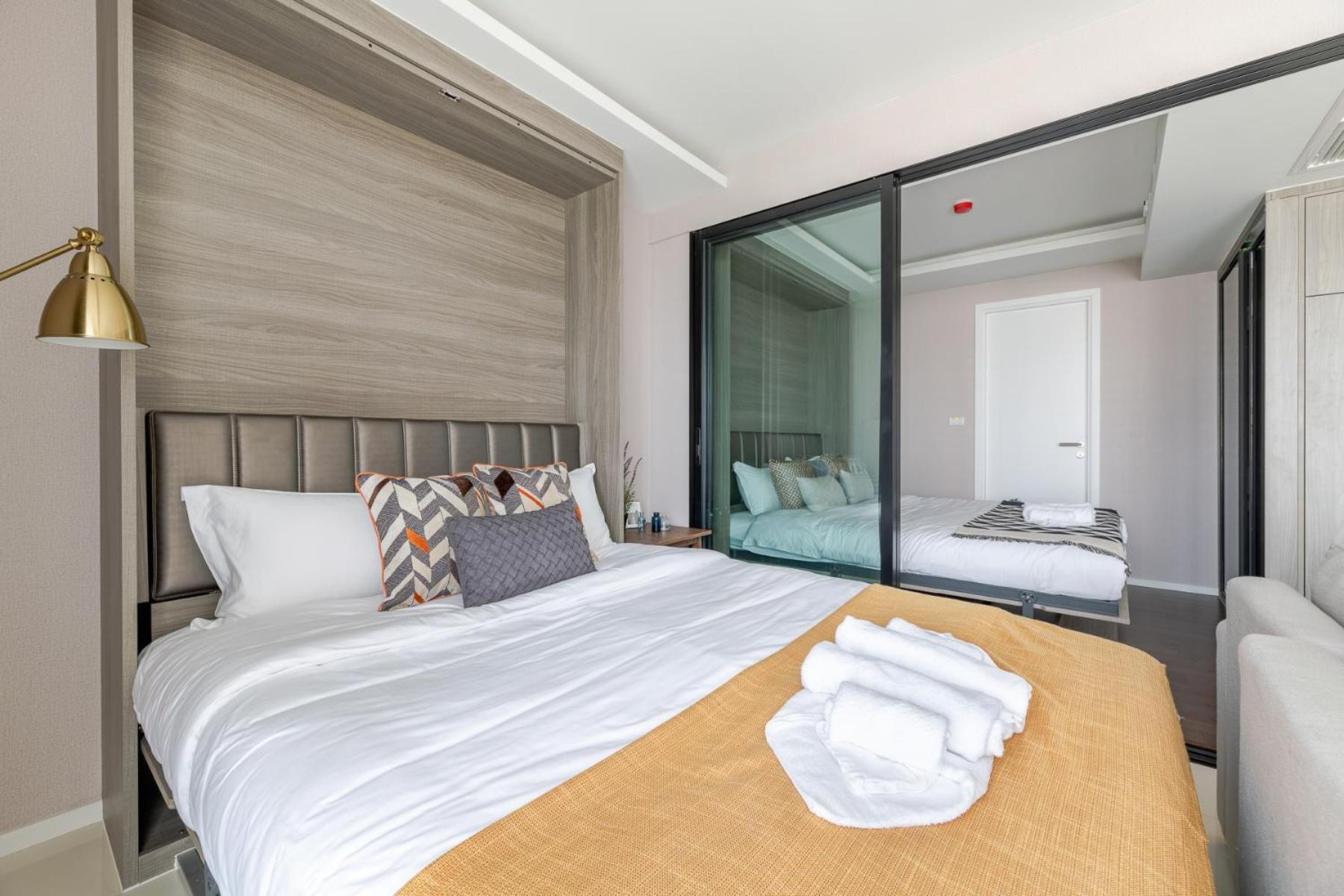 Sukhumvit Asok Modern Suite