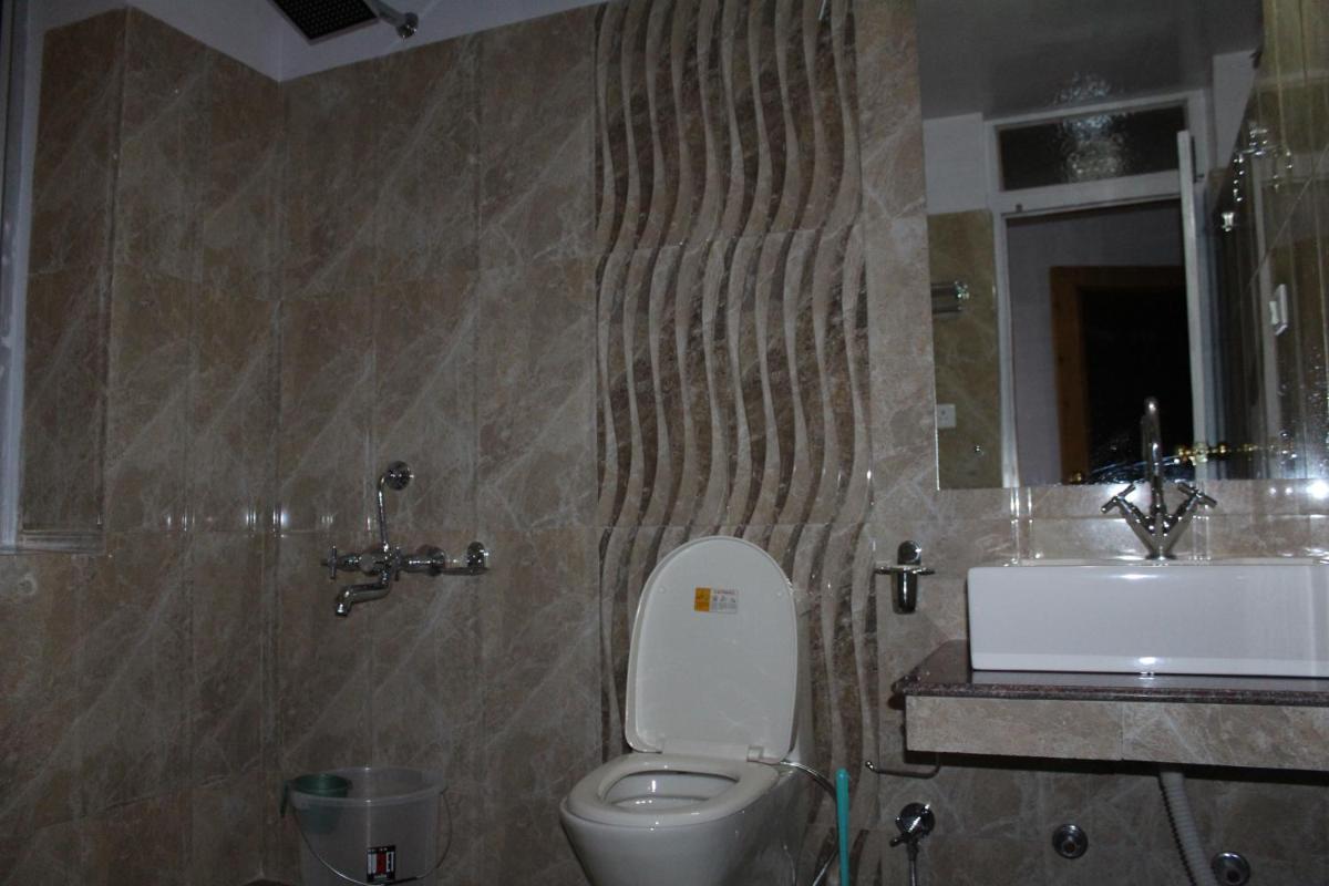 Photo 18