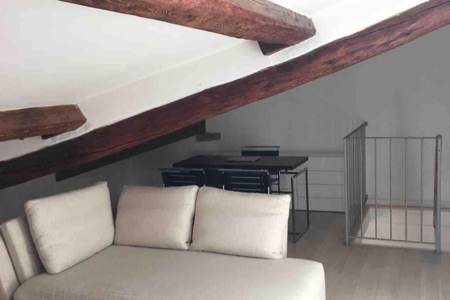 Santa Rosa Florence Apartments 3 Bedrooms - Private Parking
