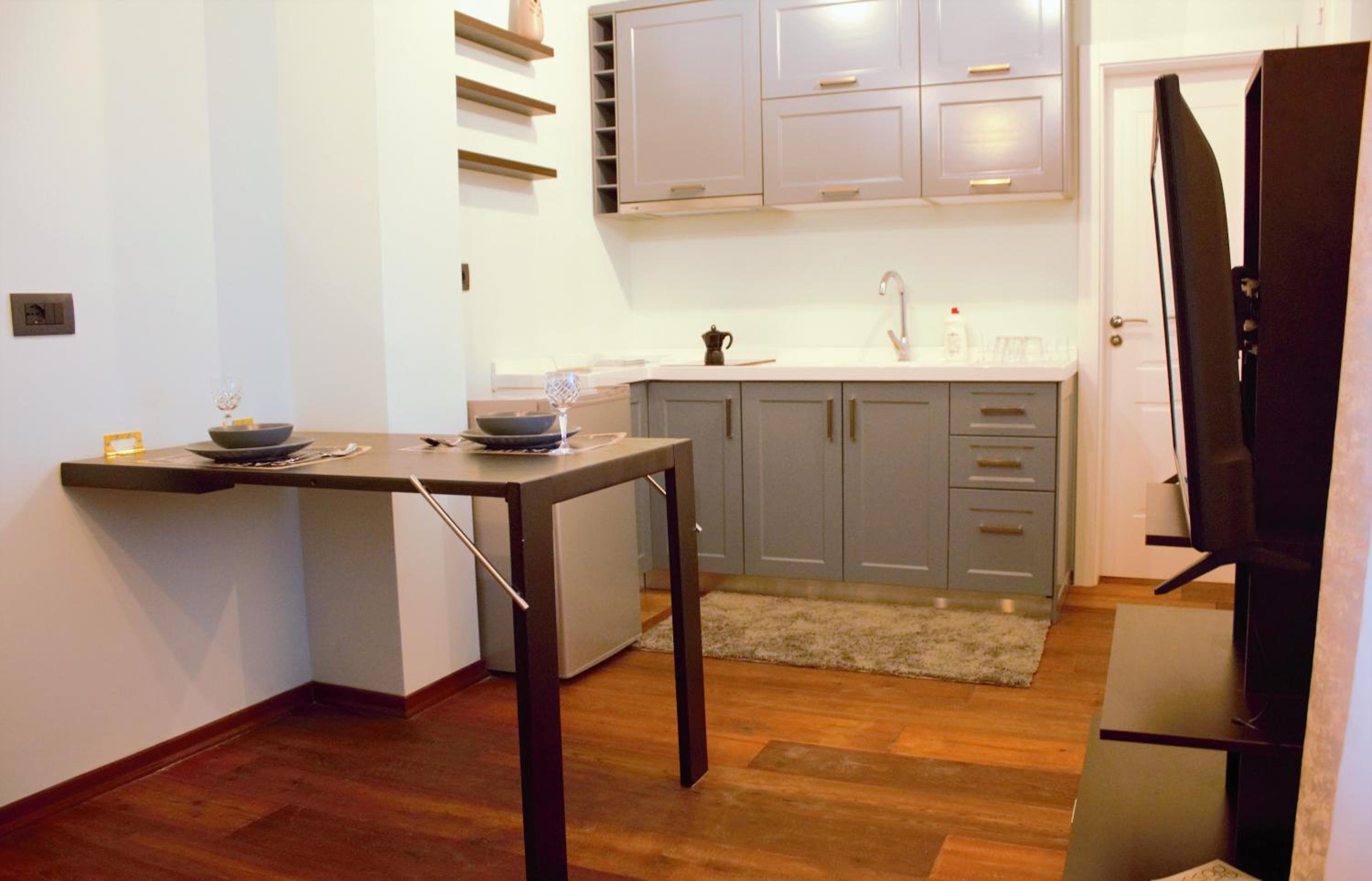 Nikki Apartments