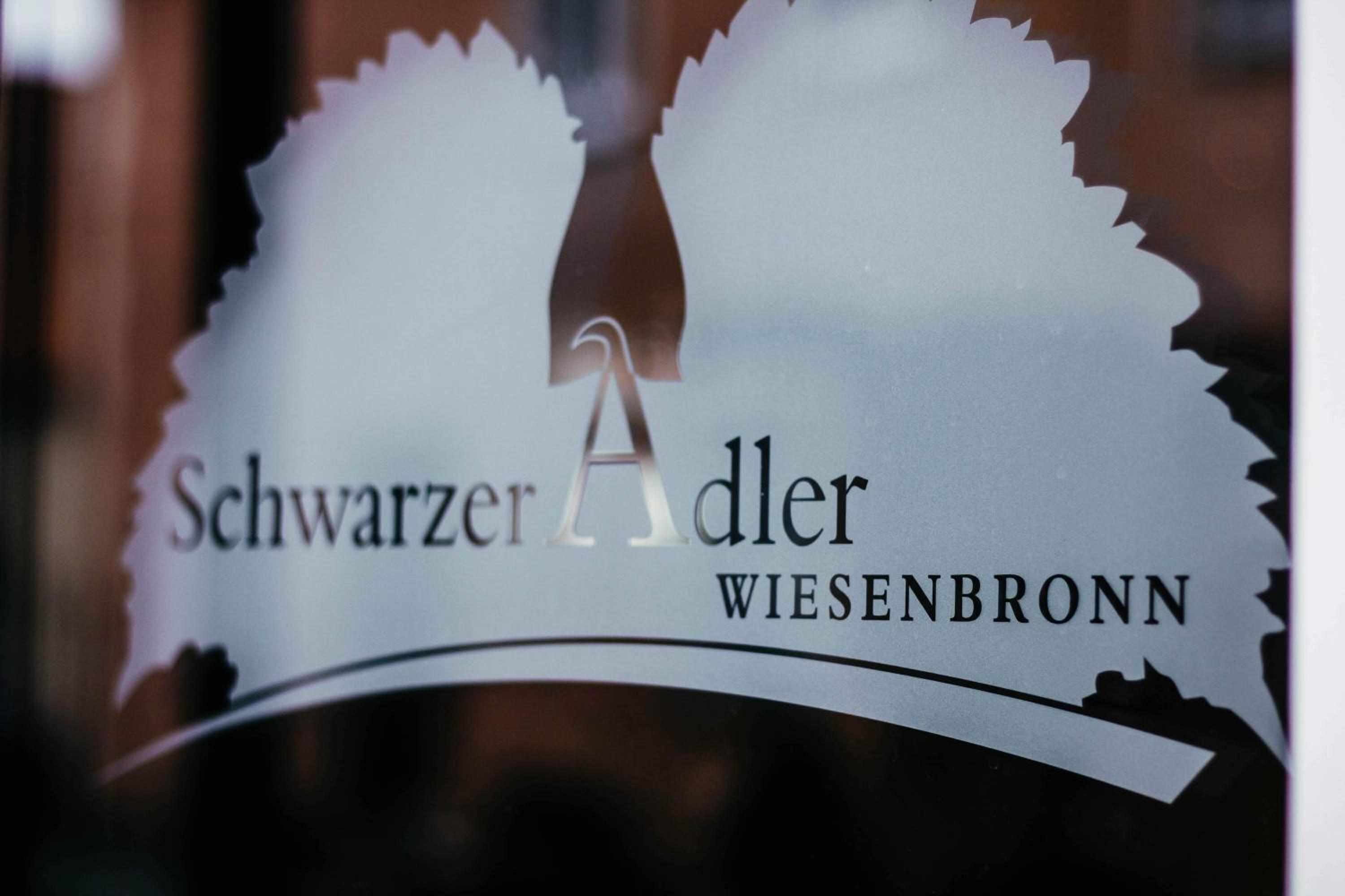 Landhotel und Weingasthof Schwarzer Adler