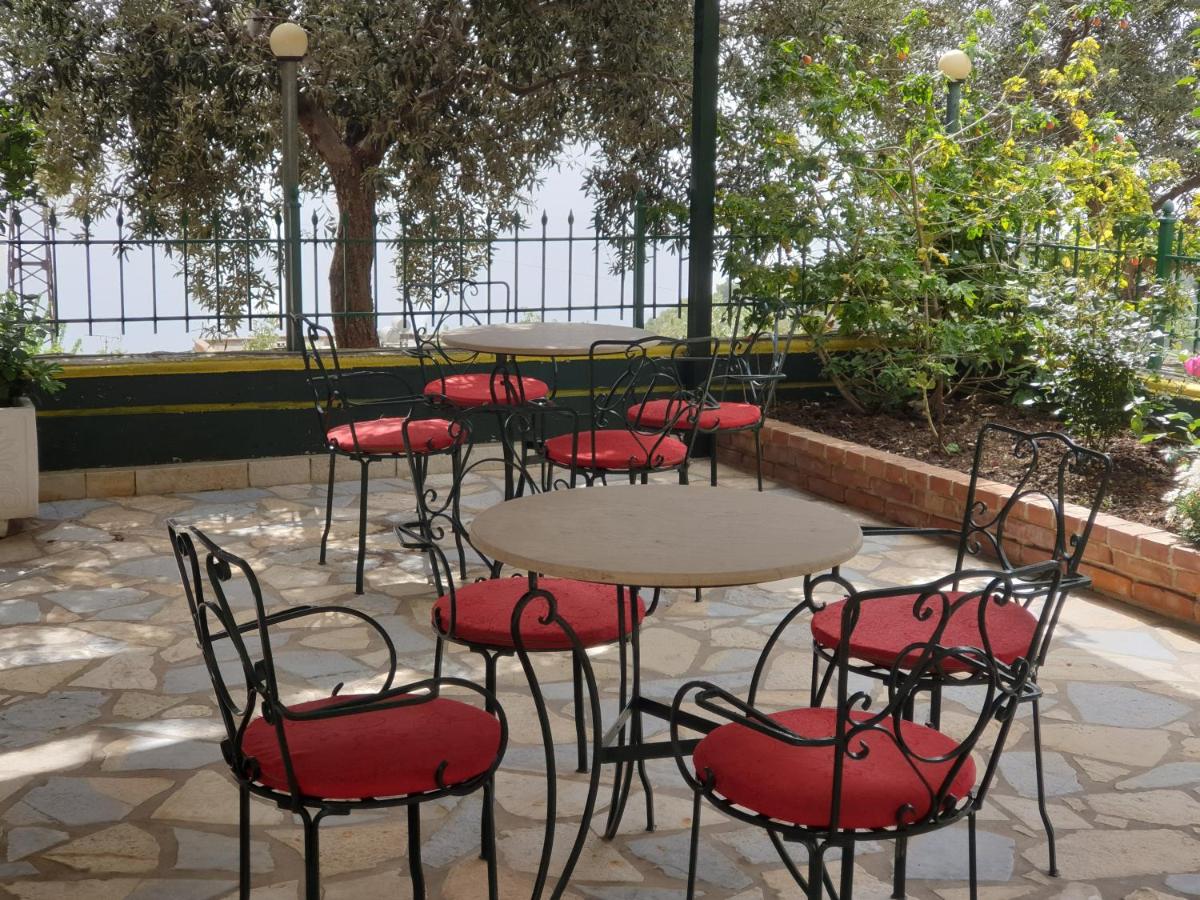 outdoor BBQ area