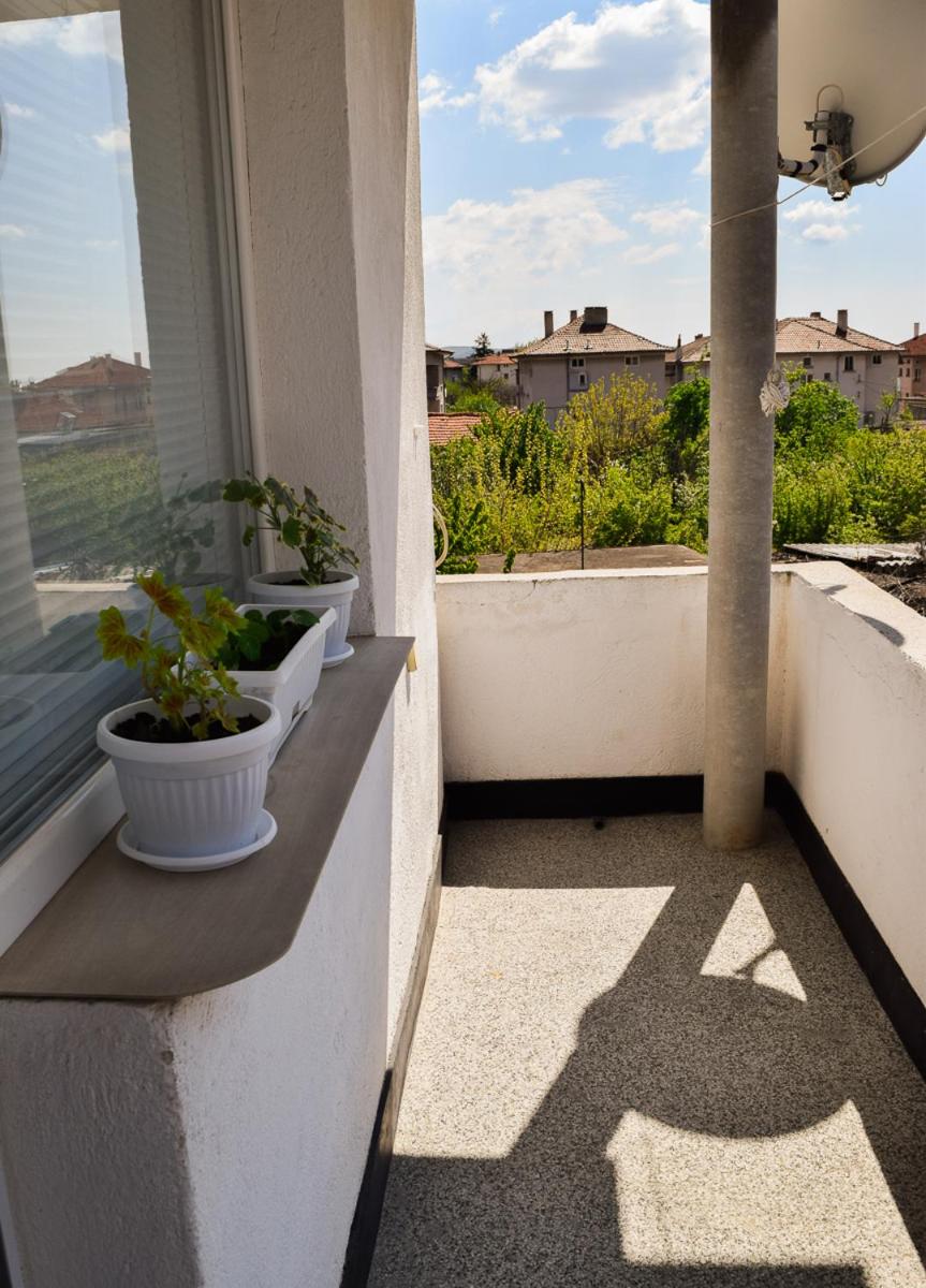 Velkovski Guest House
