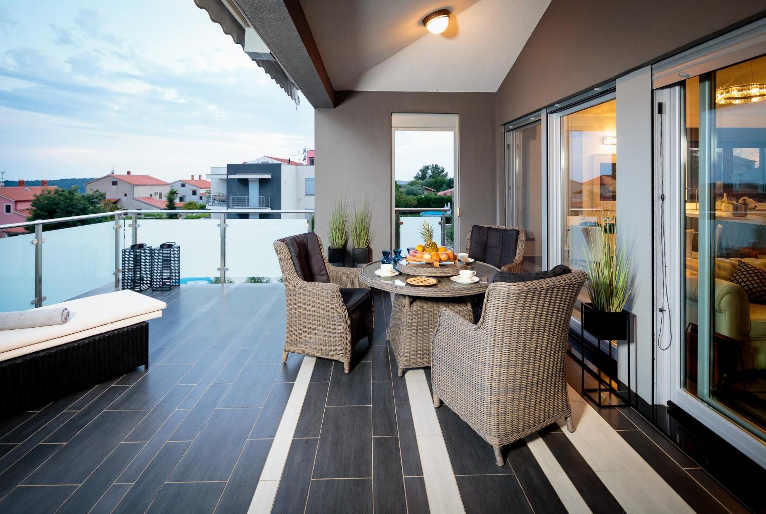 balance & terrace