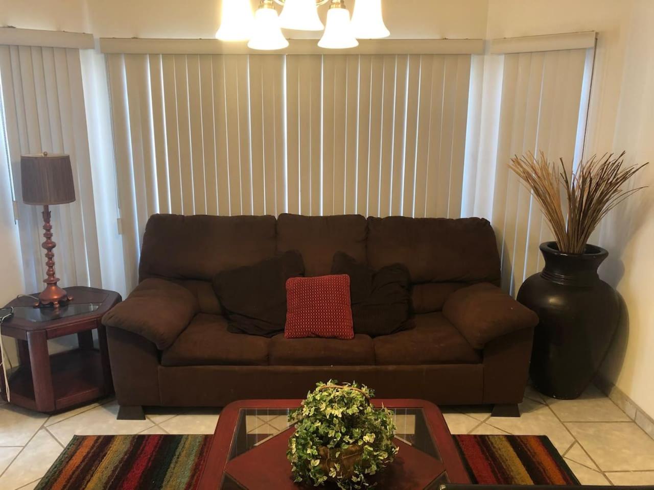 Nice Fully Furnished Apt. 2 in town view 2