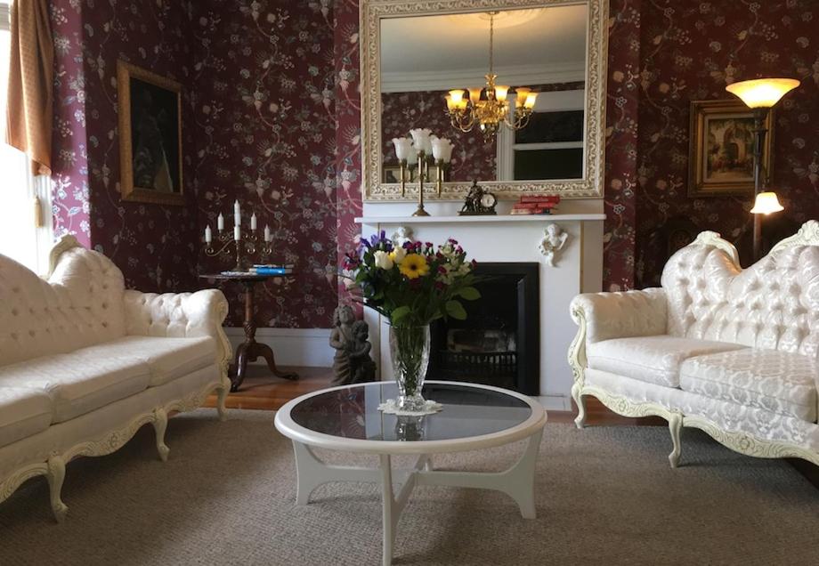 Balmoral House Bed & Breakfast - Image 1