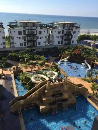 Seafront Villa at Swiss Garden Resort Residences, Kuantan -16pax photo 2