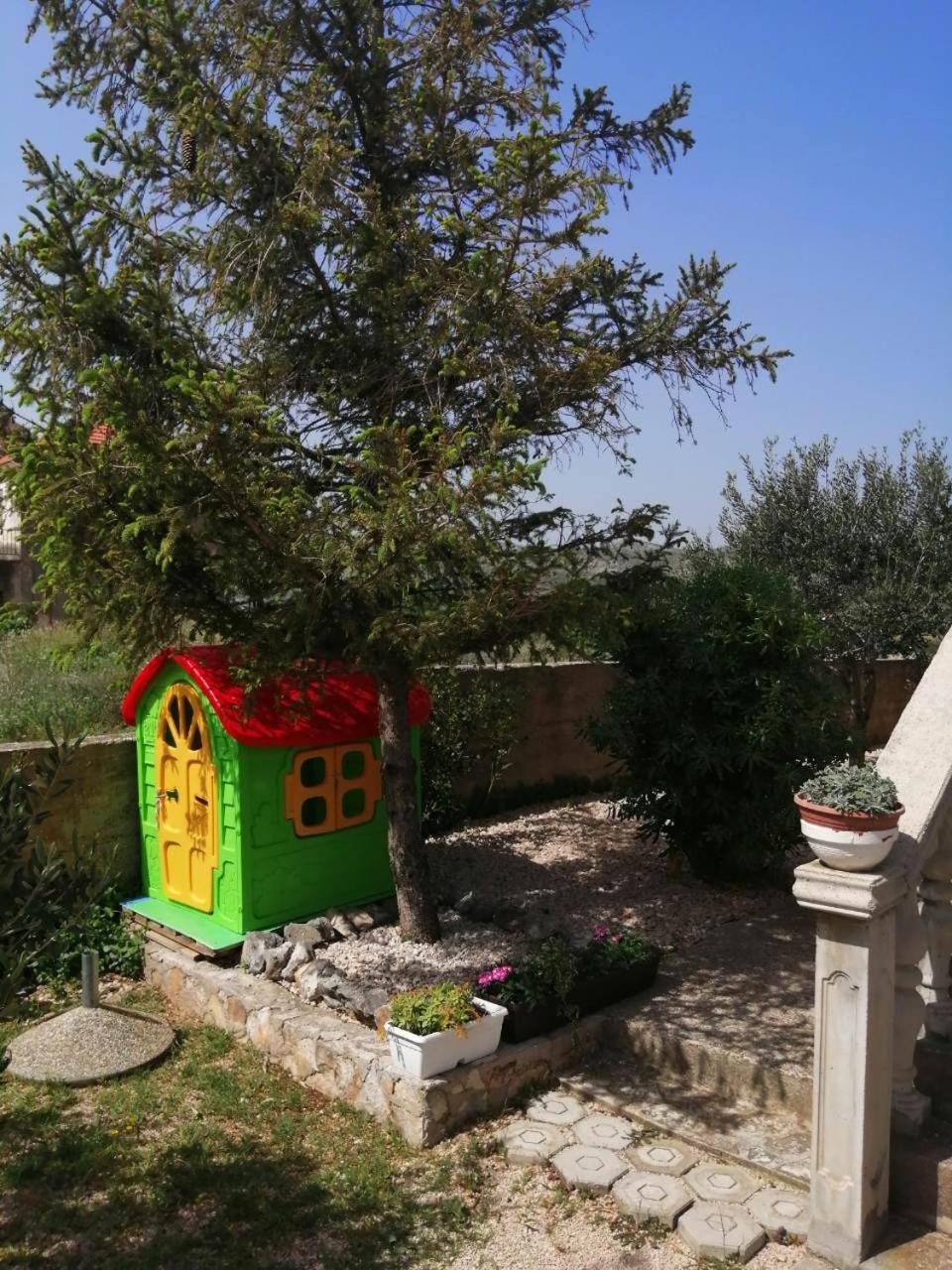 Photo 47