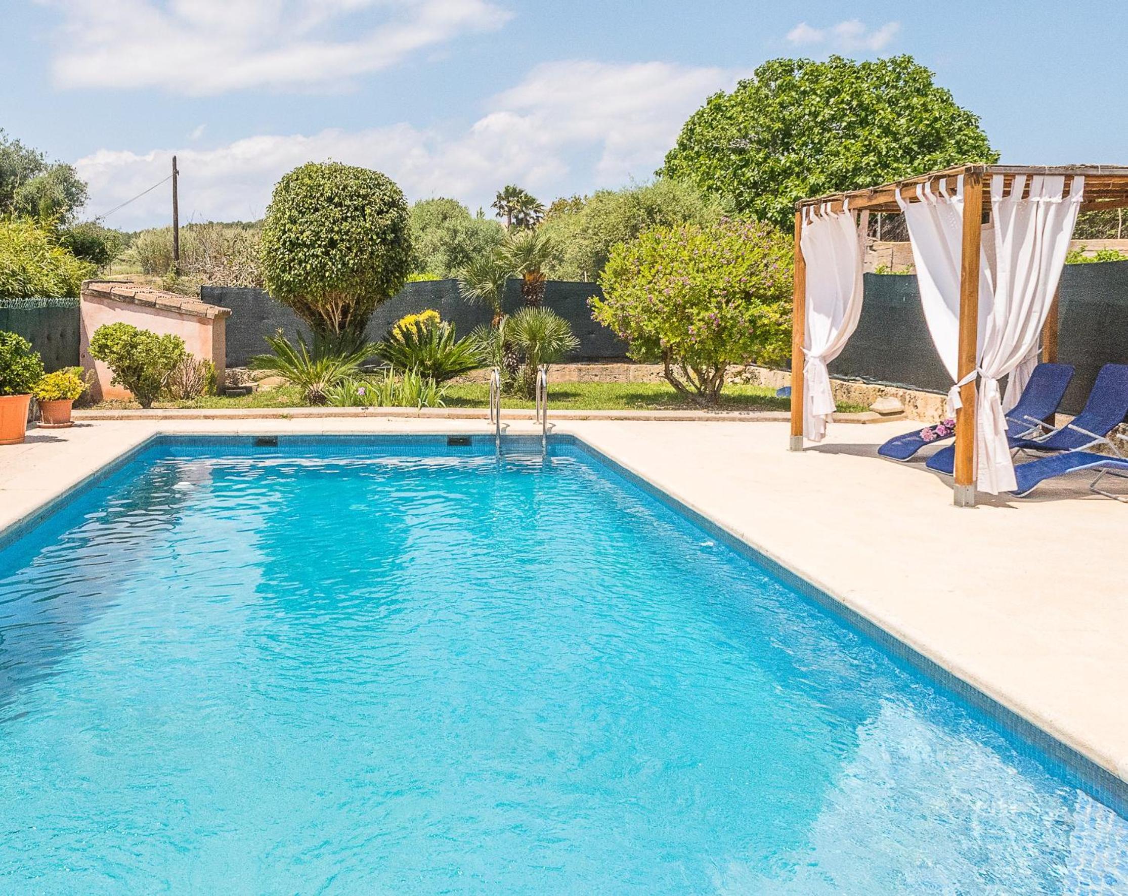 Villa Pula Viñas Country villa 3 bedrooms pool and fabulous views of the Pula golf course near Son servera view 4