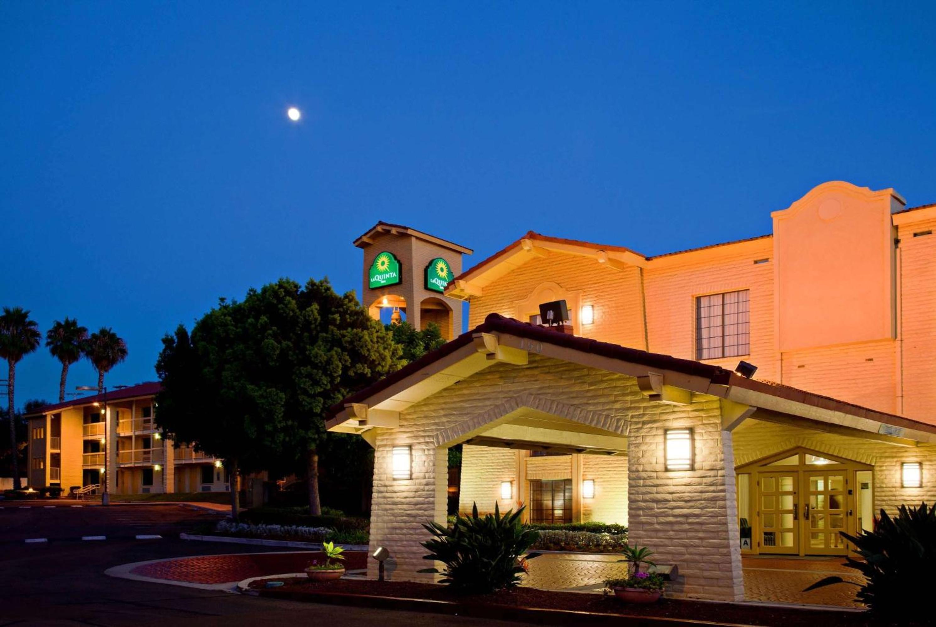 San Diego Vacations - La Quinta Inn by Wyndham San Diego Chula Vista - Property Image 14