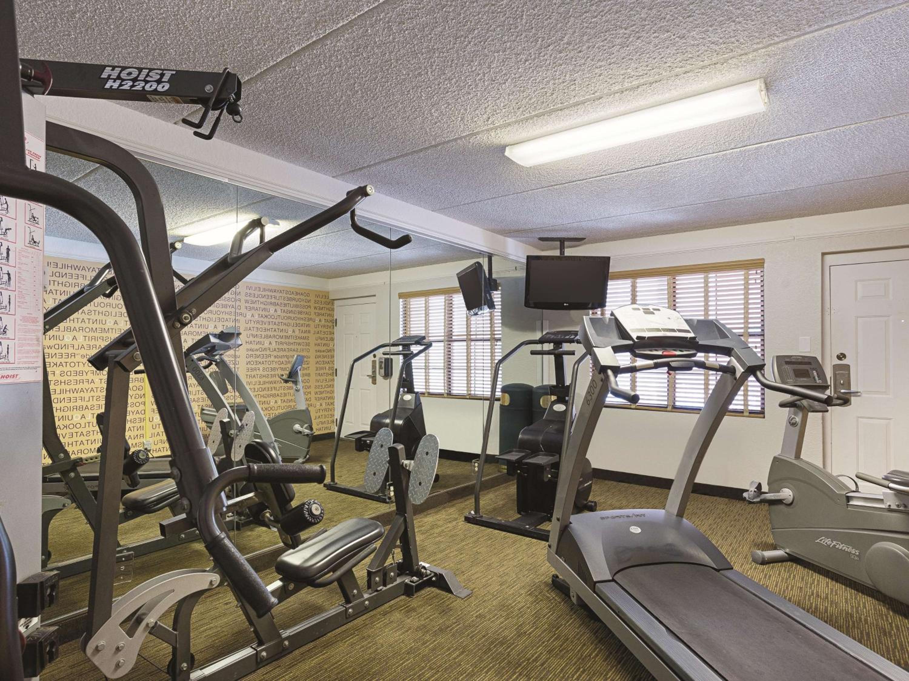 San Diego Vacations - La Quinta Inn by Wyndham San Diego Chula Vista - Property Image 20