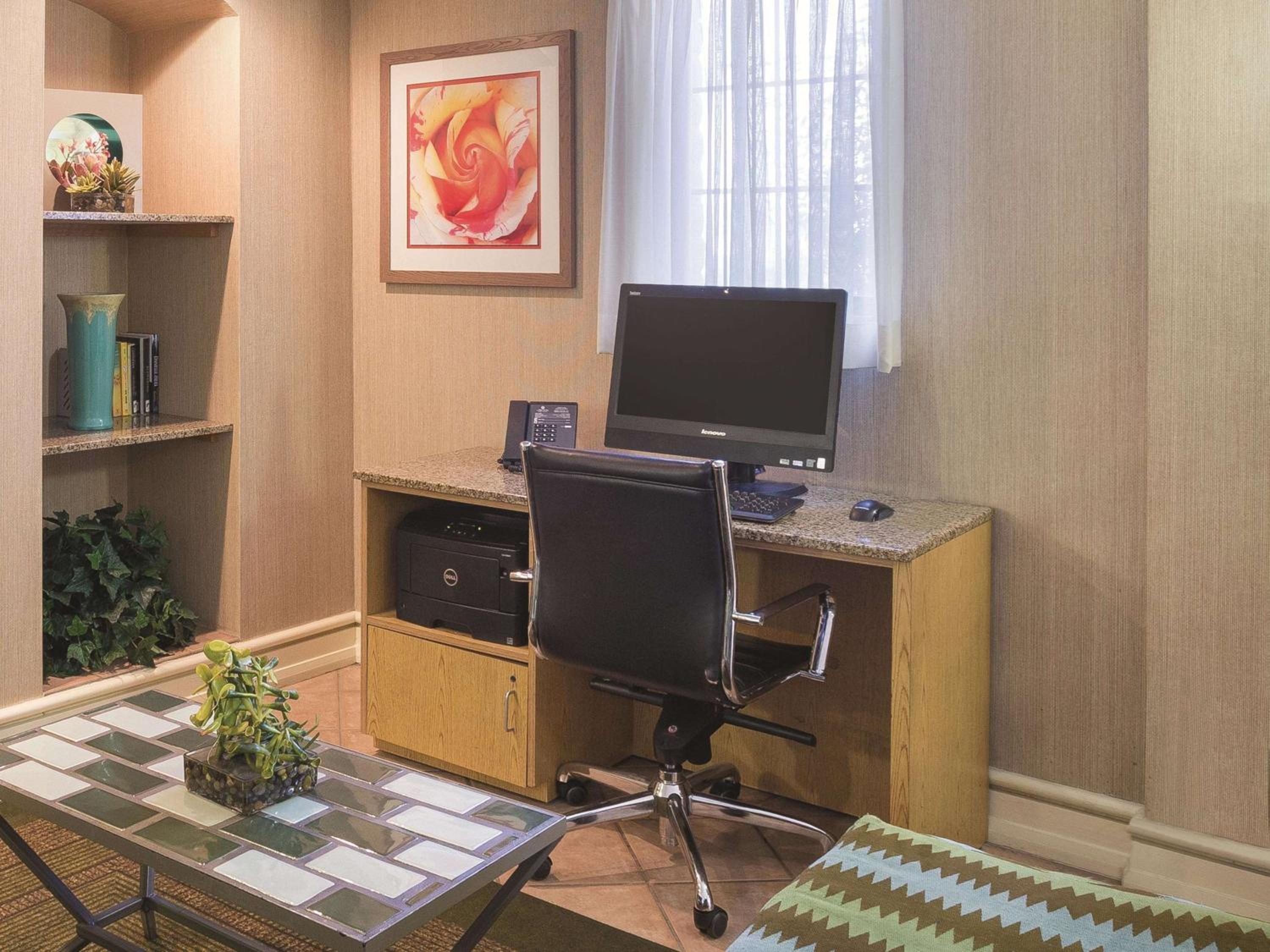 San Diego Vacations - La Quinta Inn by Wyndham San Diego Chula Vista - Property Image 3
