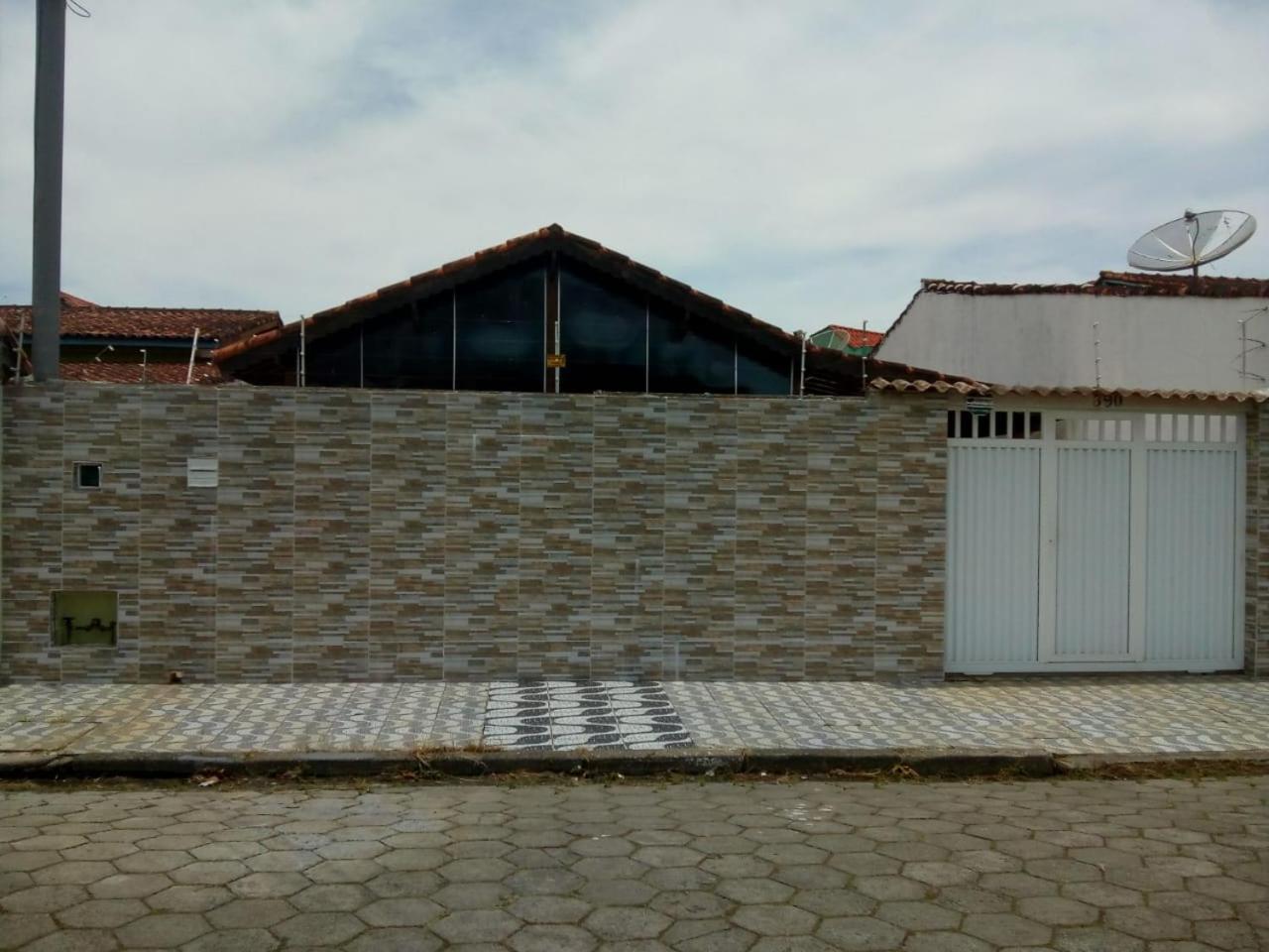 Ilha Comprida-Casa Madeira-Conforto Familiar