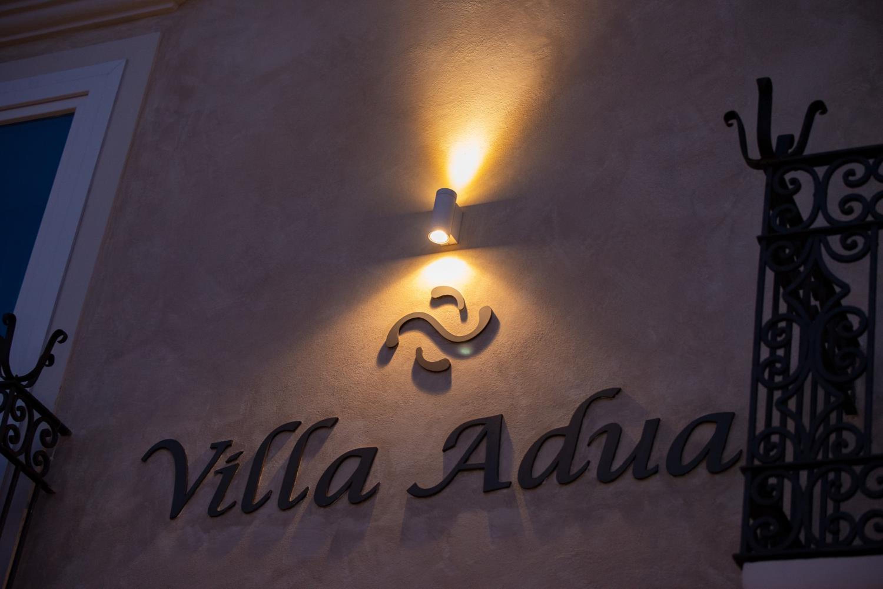 Villa Adua