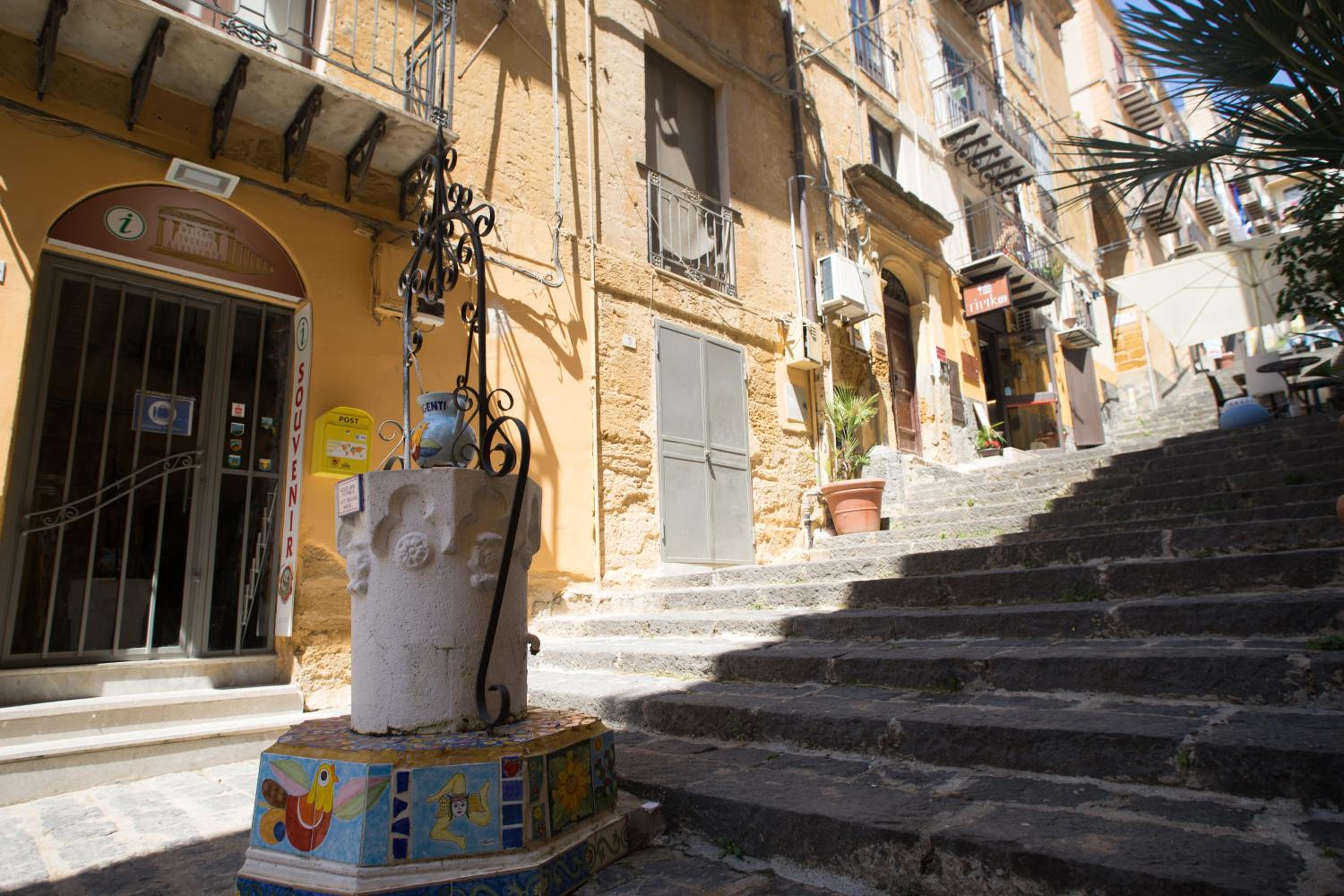 B&B Salotto Di Athena view 2