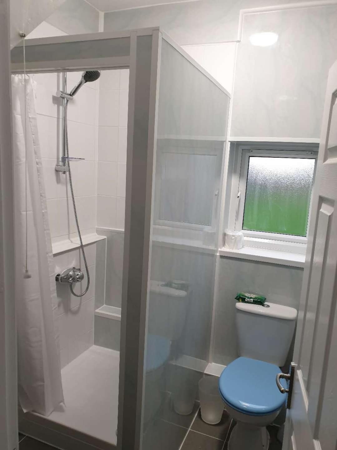 Browning House Bedrooms I Long or Short Stay I Special Rate Available