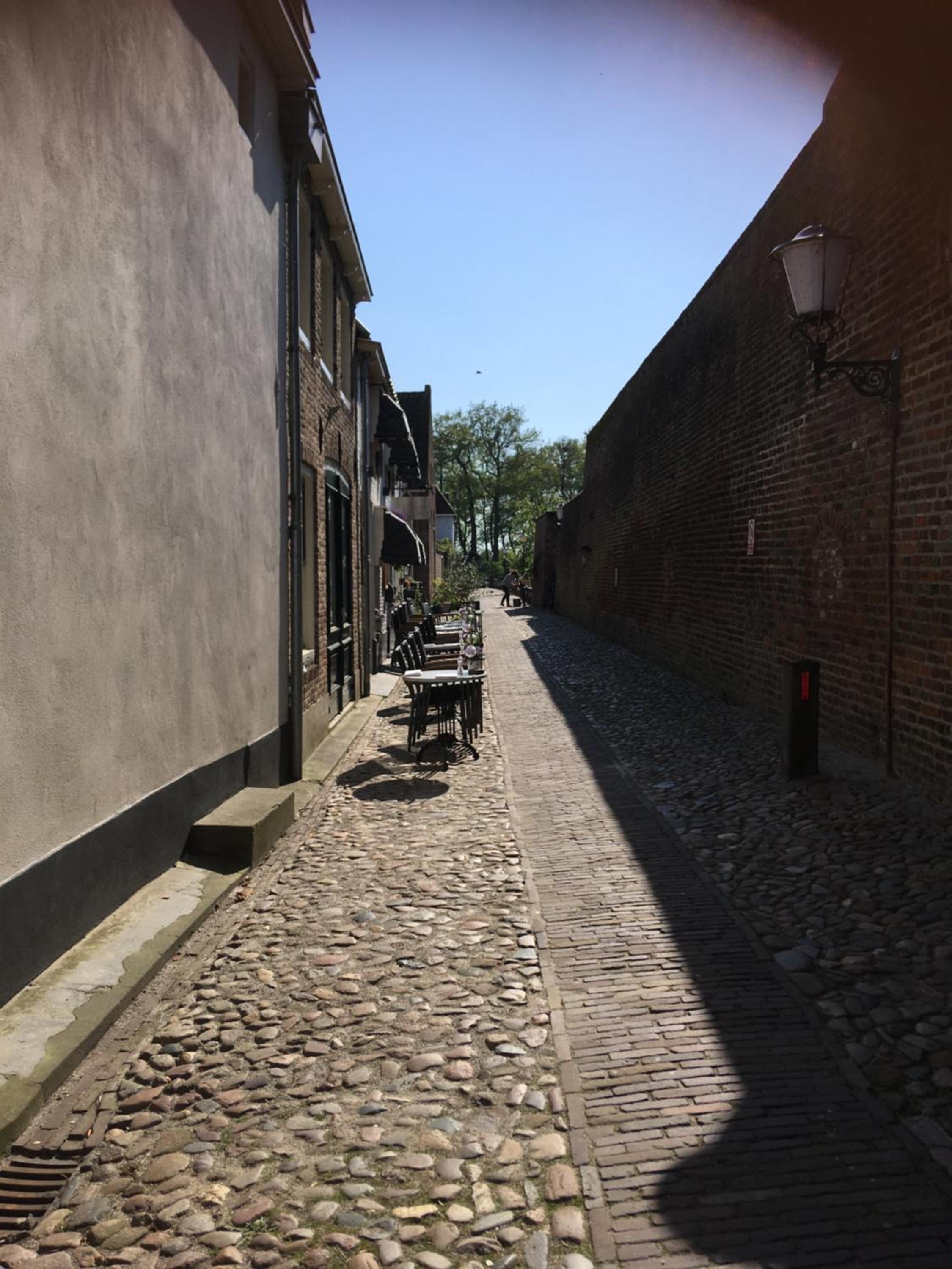 17e straatje view 5