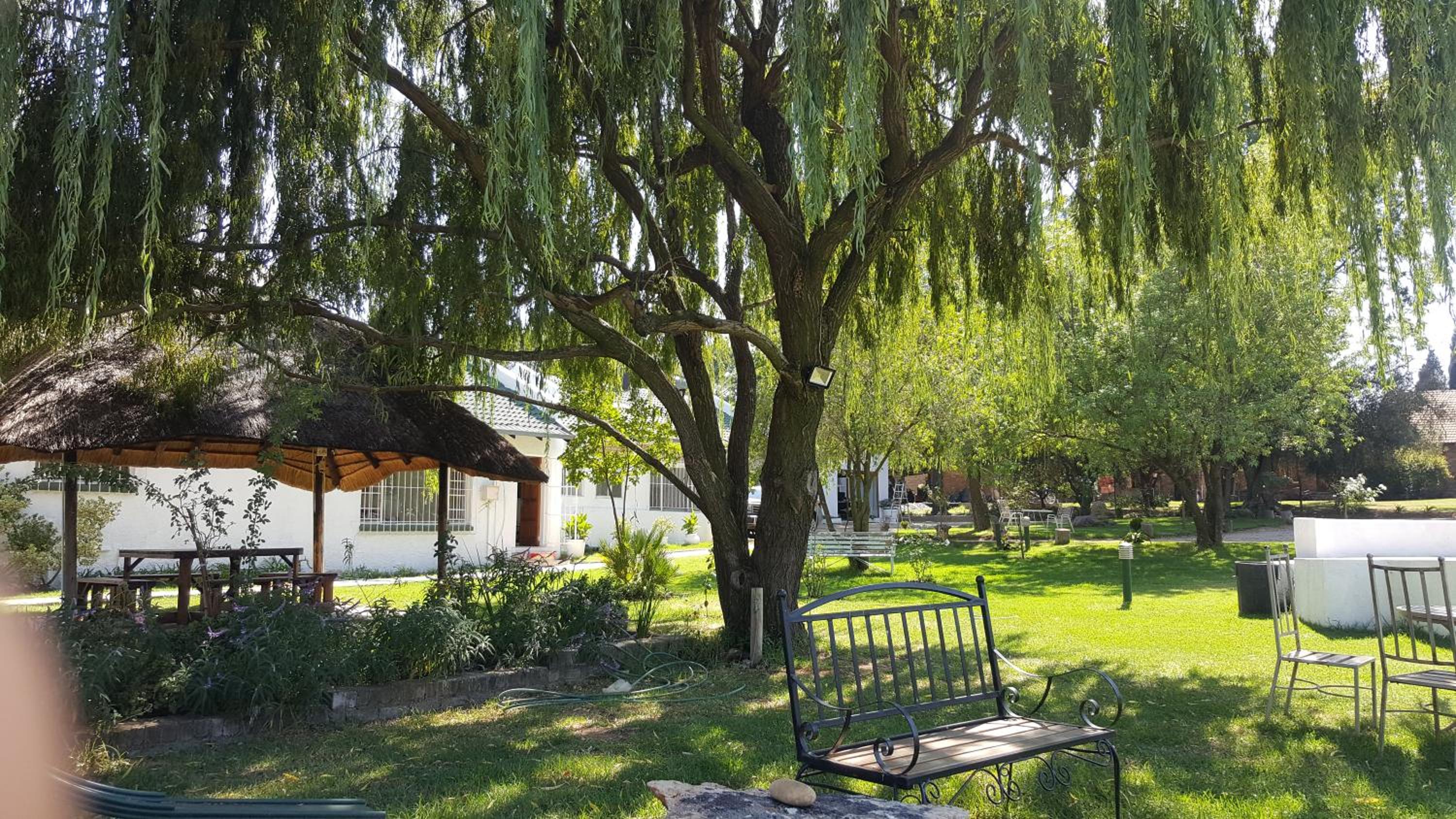 SimbaSun Cottages