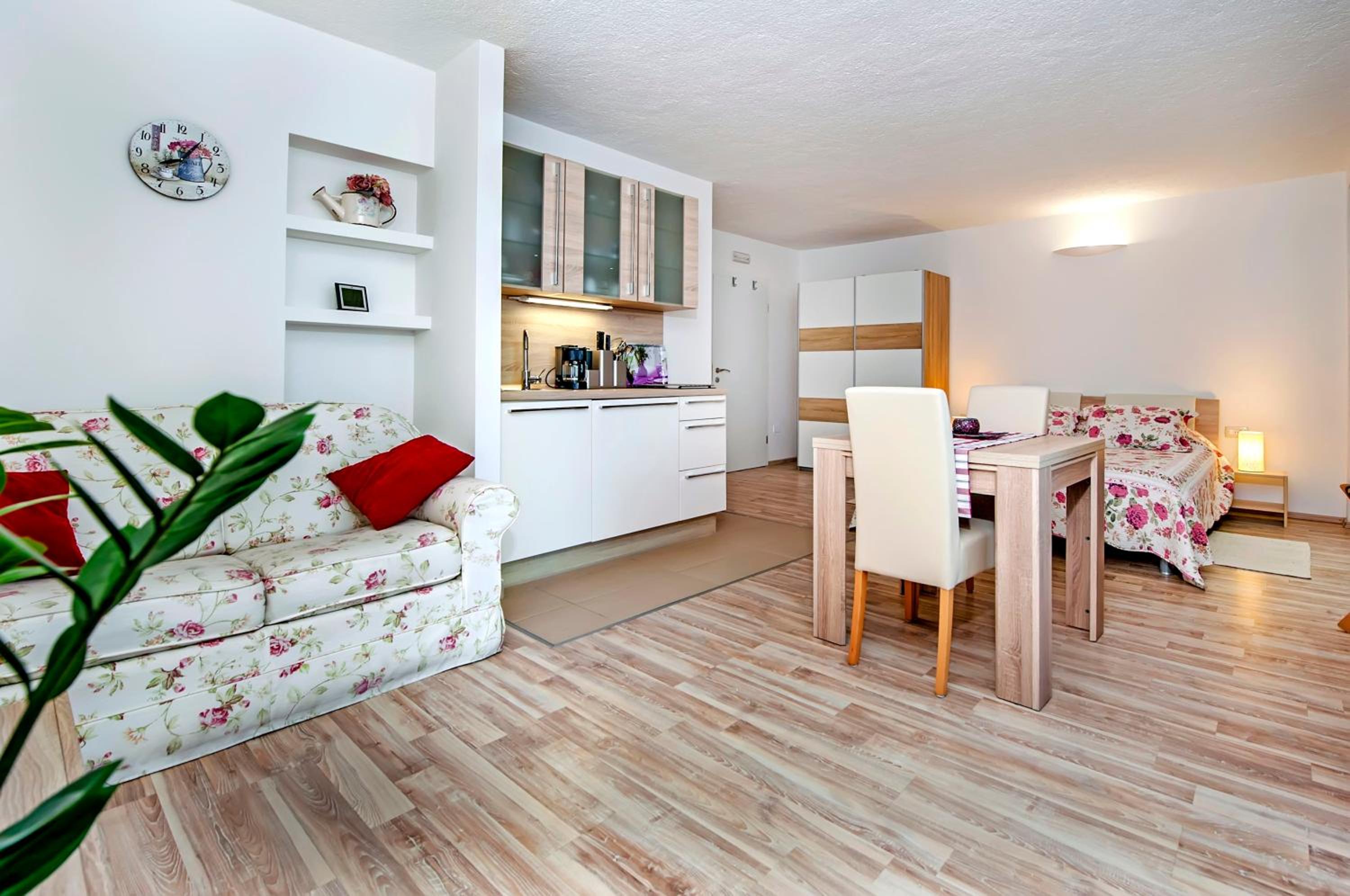 Apartments Figarola