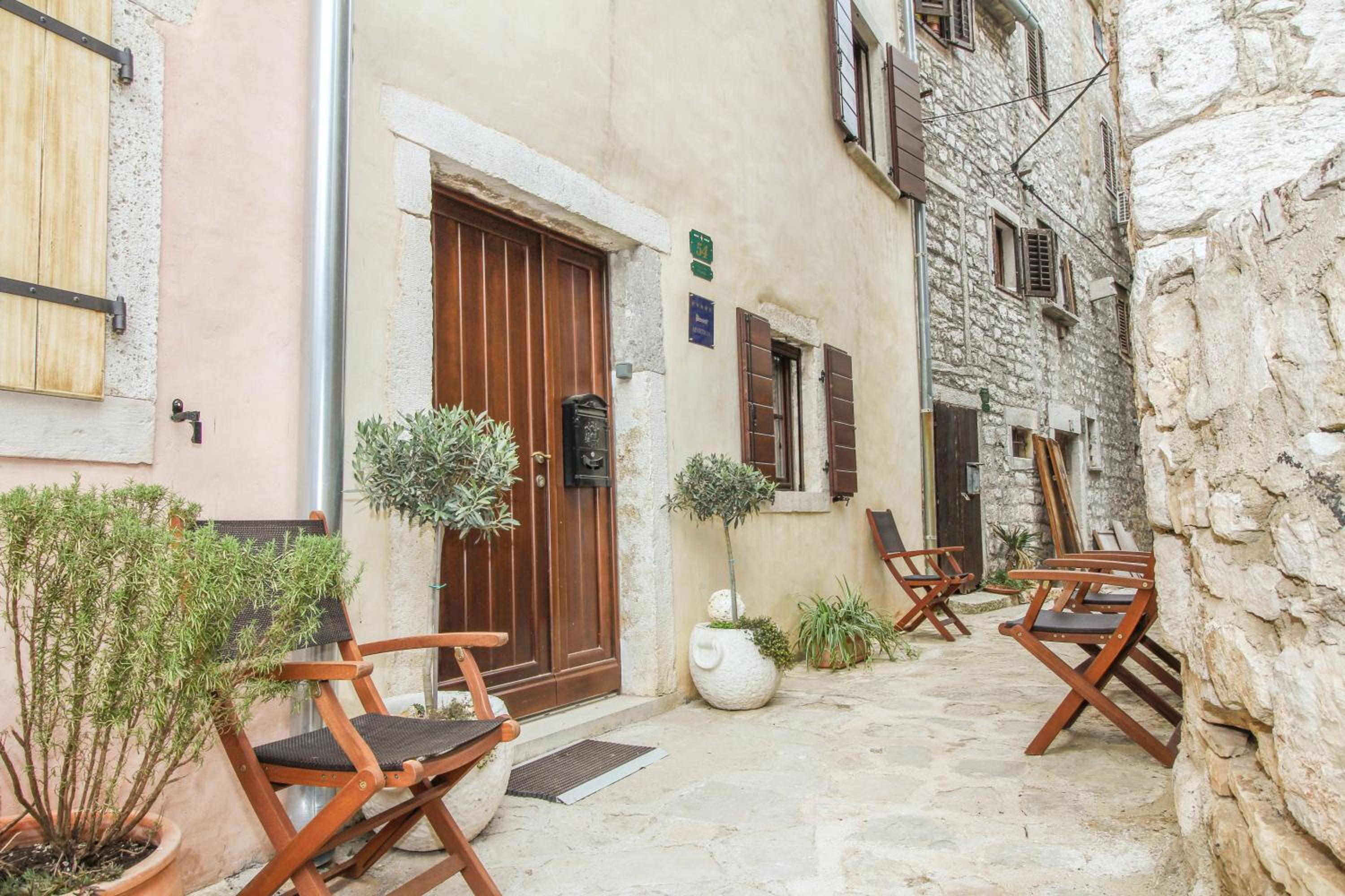 Villa Castel