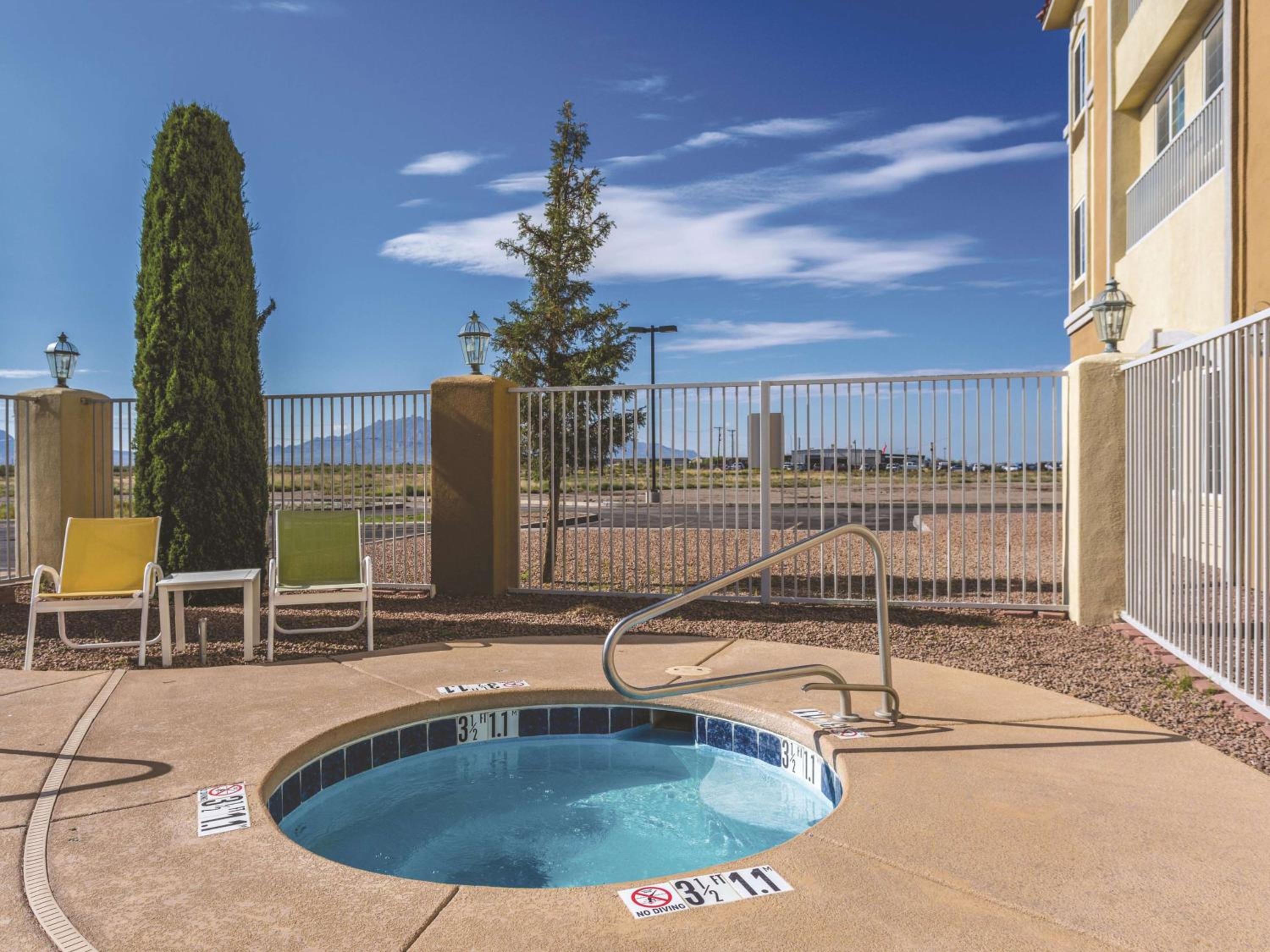Deming Vacations - La Quinta by Wyndham Deming - Property Image 3