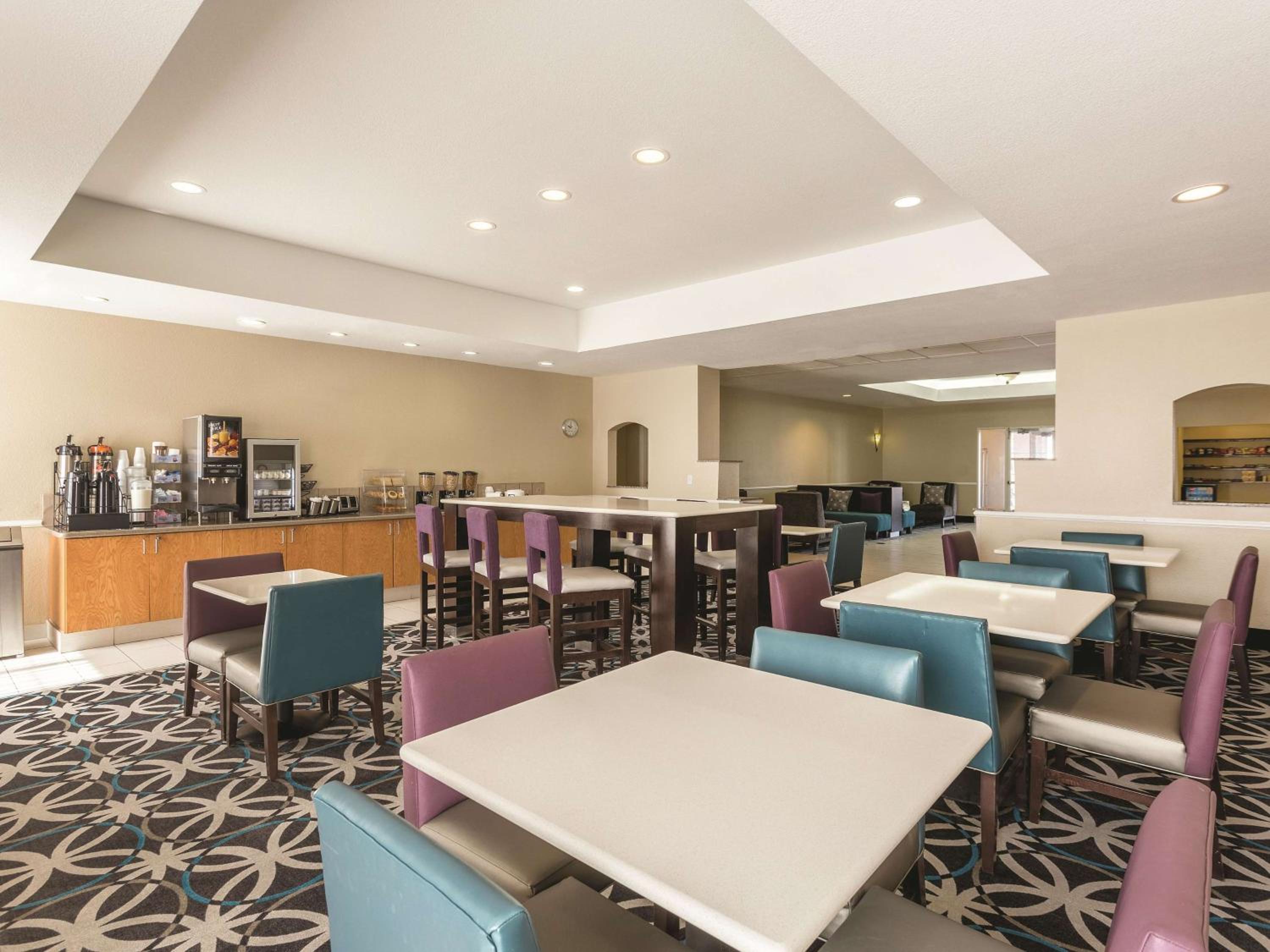 Deming Vacations - La Quinta by Wyndham Deming - Property Image 4