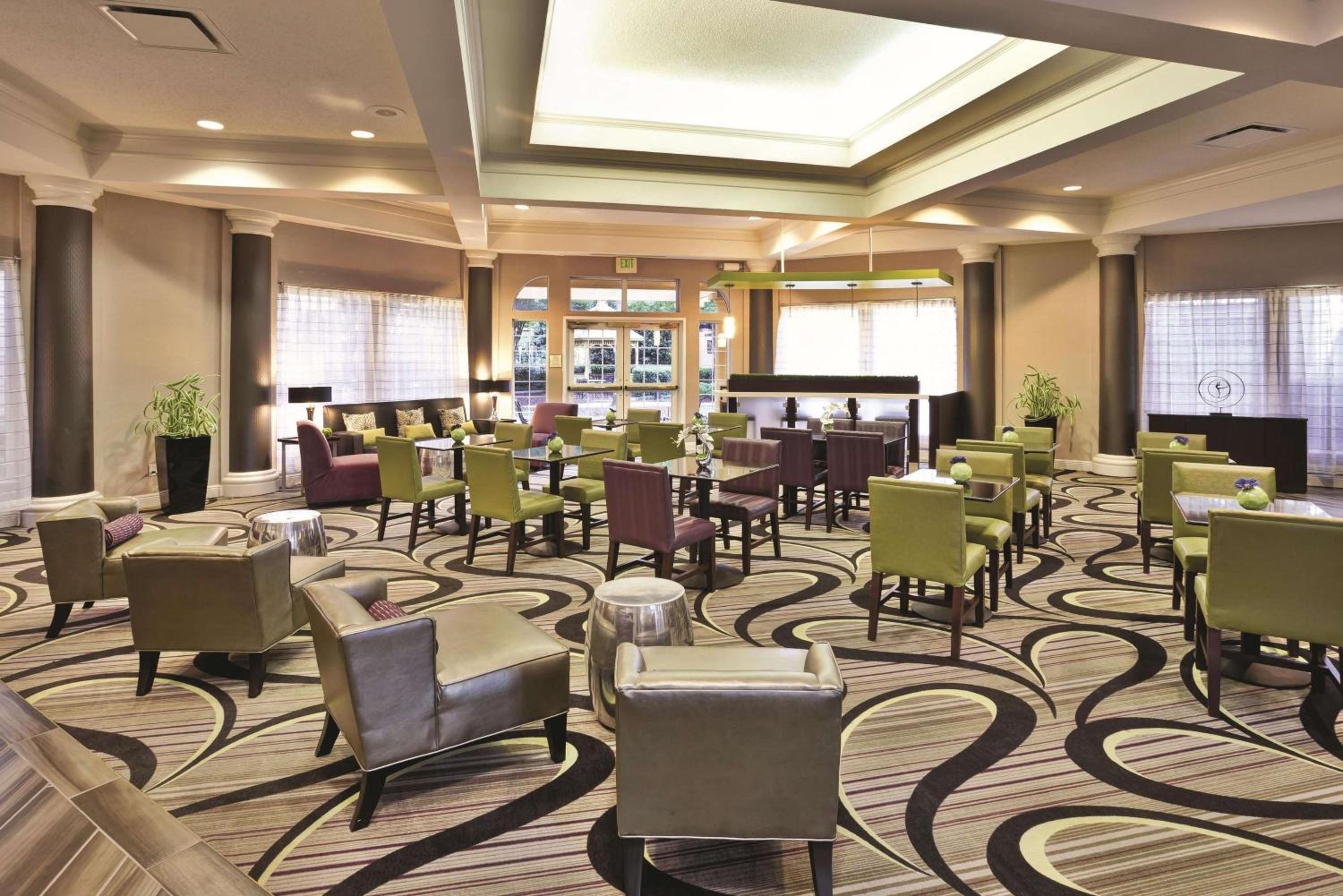 Birmingham Vacations - La Quinta by Wyndham Birmingham Homewood - Property Image 4