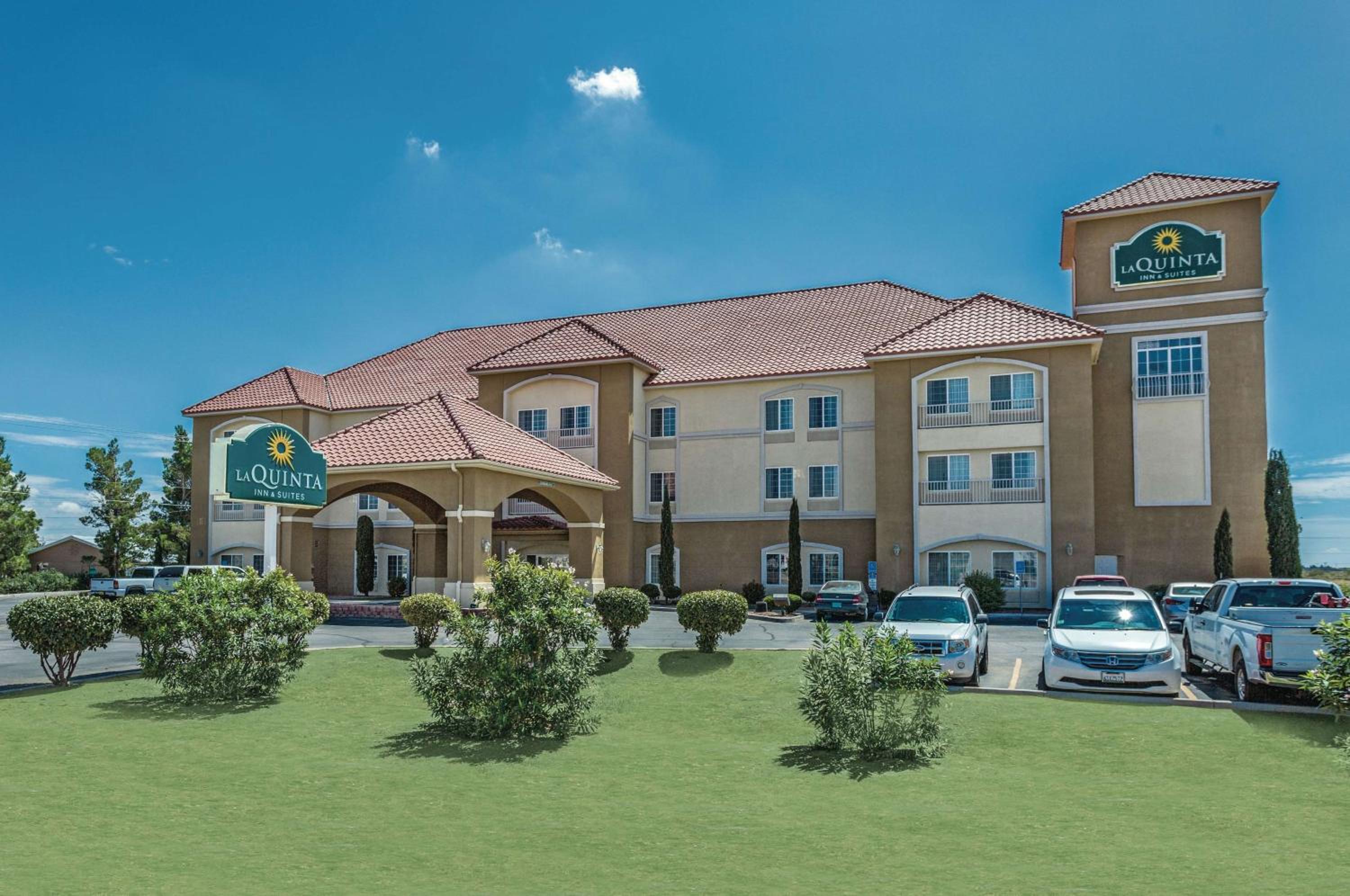 Deming Vacations - La Quinta by Wyndham Deming - Property Image 1