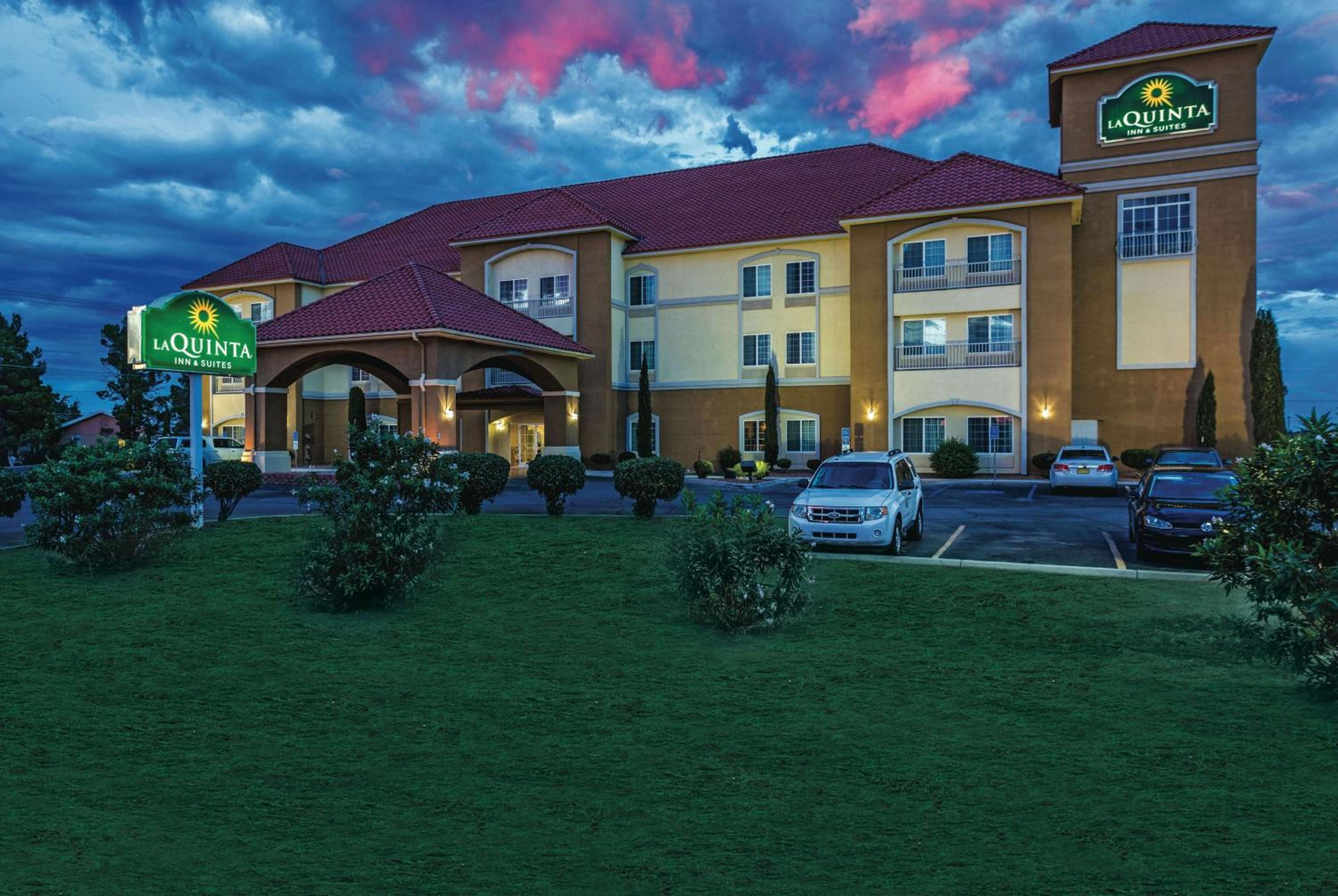 Deming Vacations - La Quinta by Wyndham Deming - Property Image 1