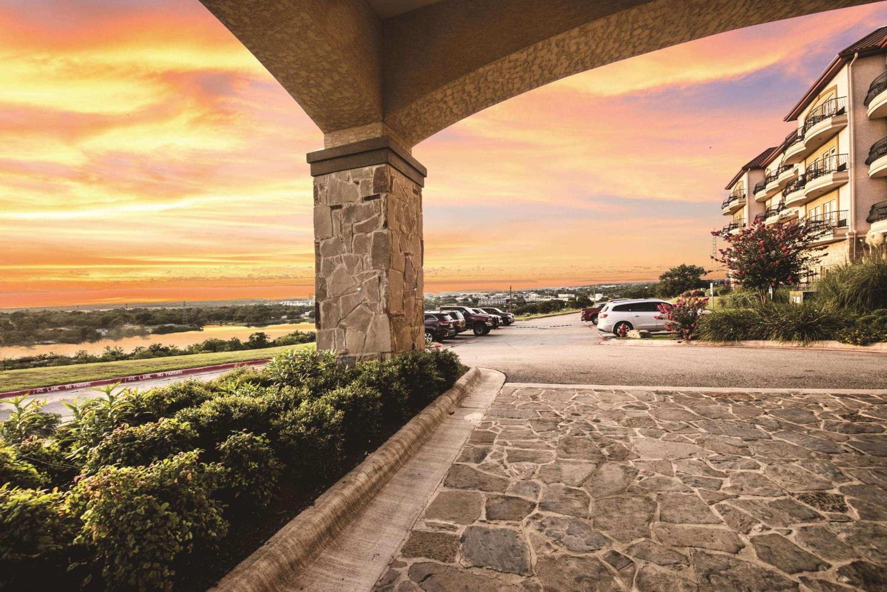 Marble Falls Vacations - La Quinta by Wyndham Marble Falls - Property Image 94