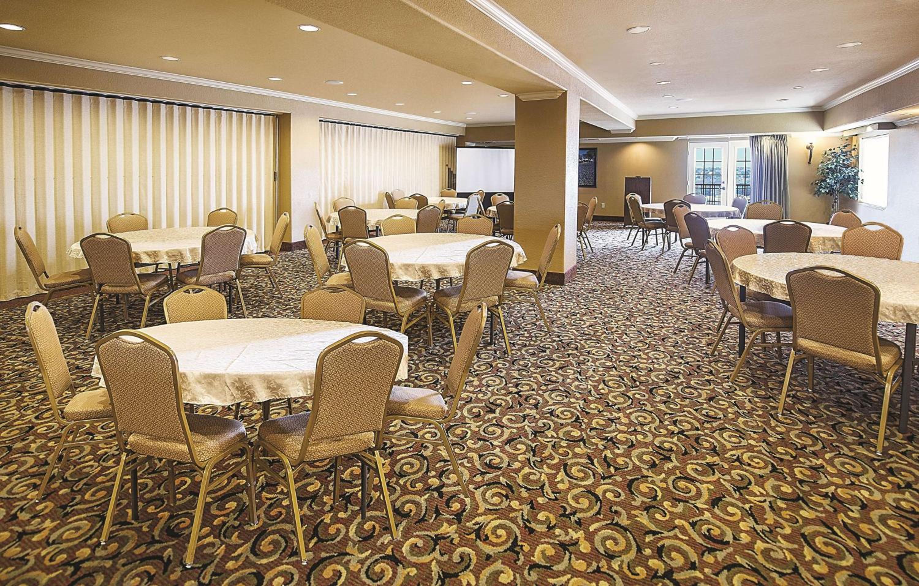 Marble Falls Vacations - La Quinta by Wyndham Marble Falls - Property Image 92