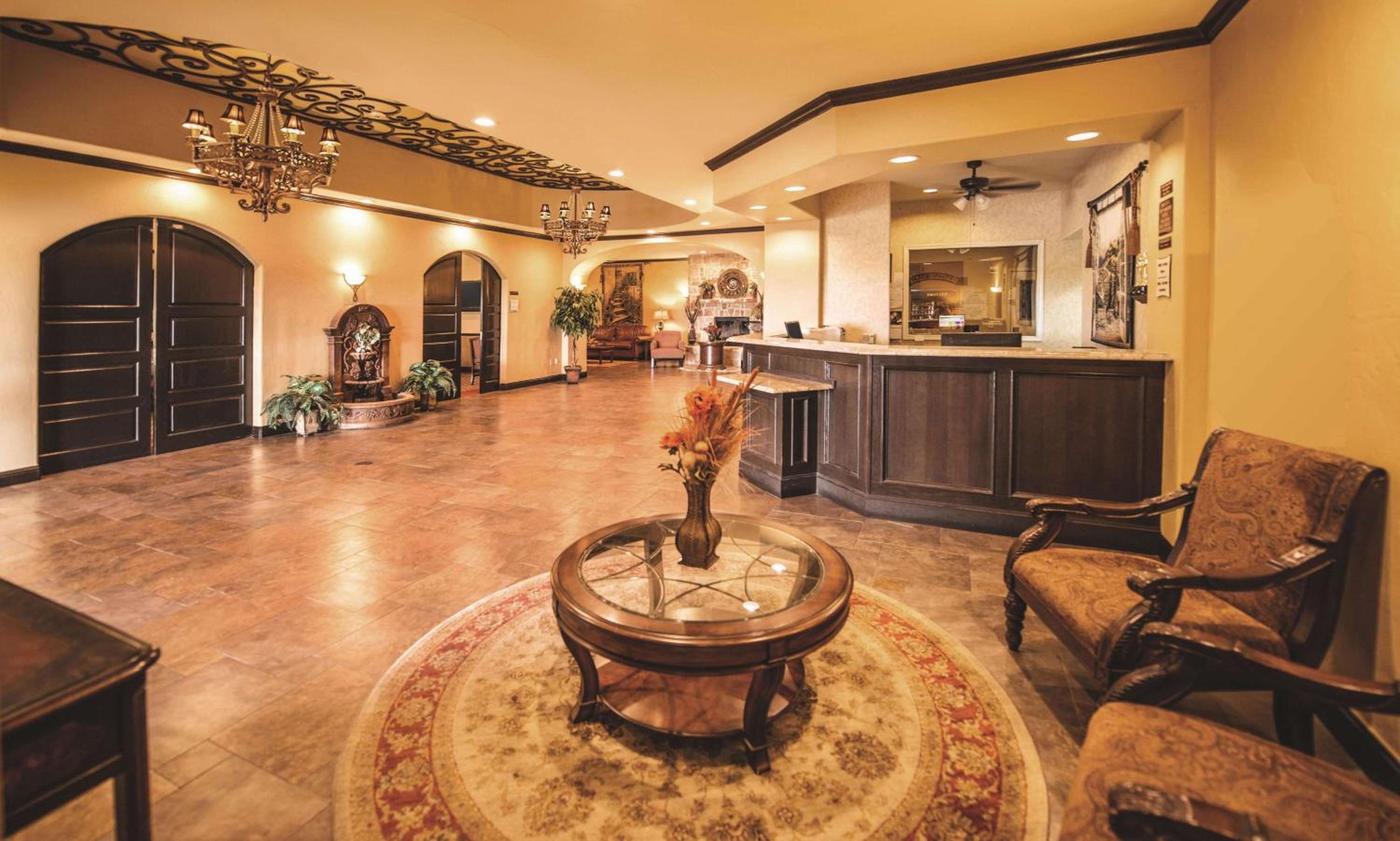 Marble Falls Vacations - La Quinta by Wyndham Marble Falls - Property Image 38
