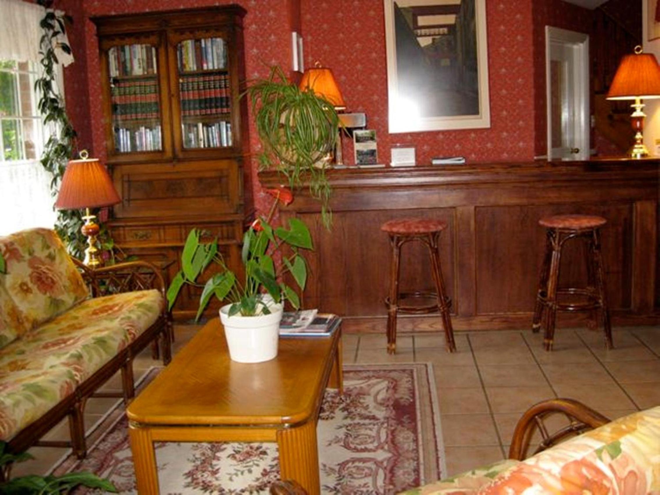 Canterbury Inn - Property Image 25