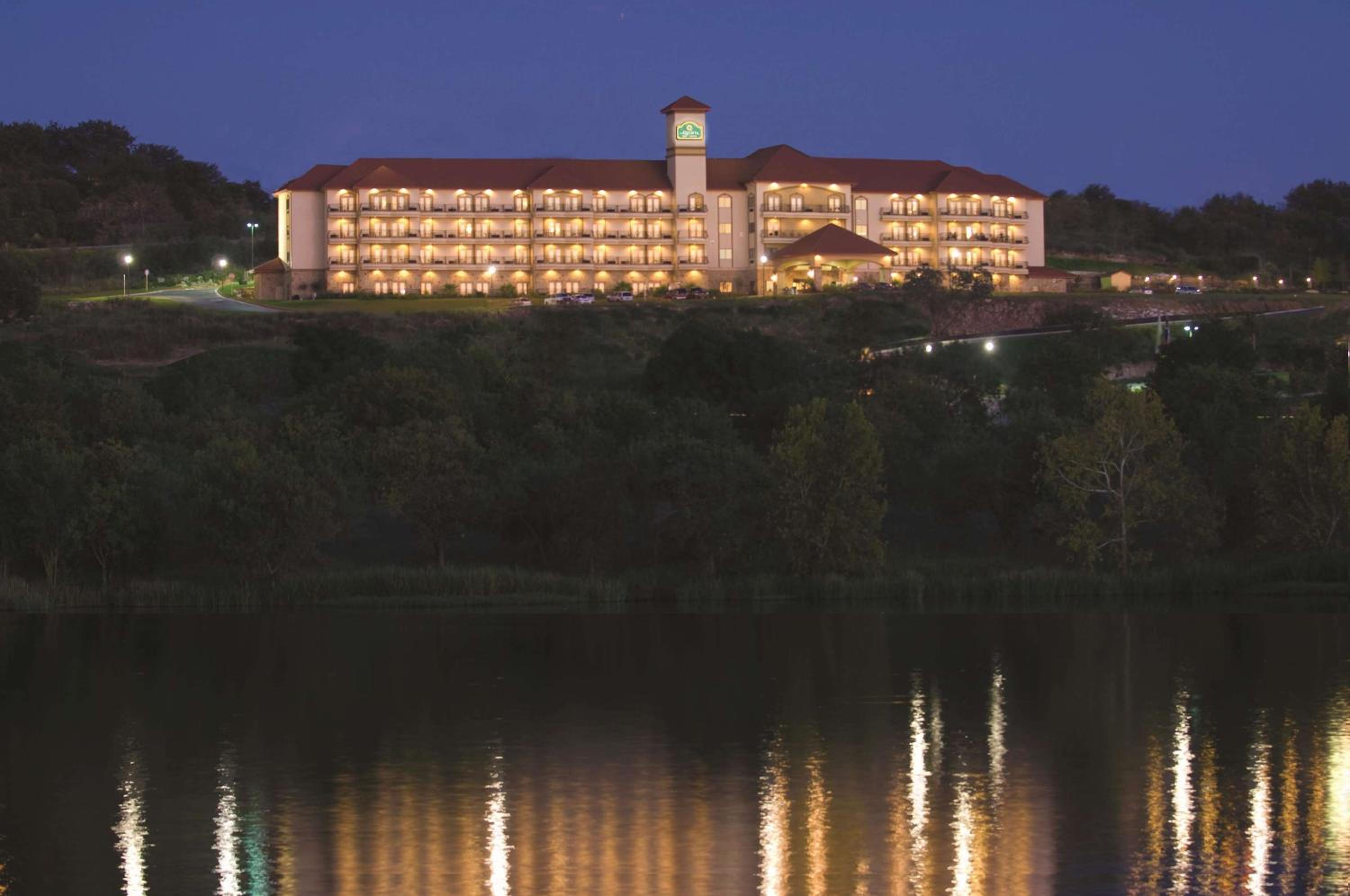 Marble Falls Vacations - La Quinta by Wyndham Marble Falls - Property Image 34
