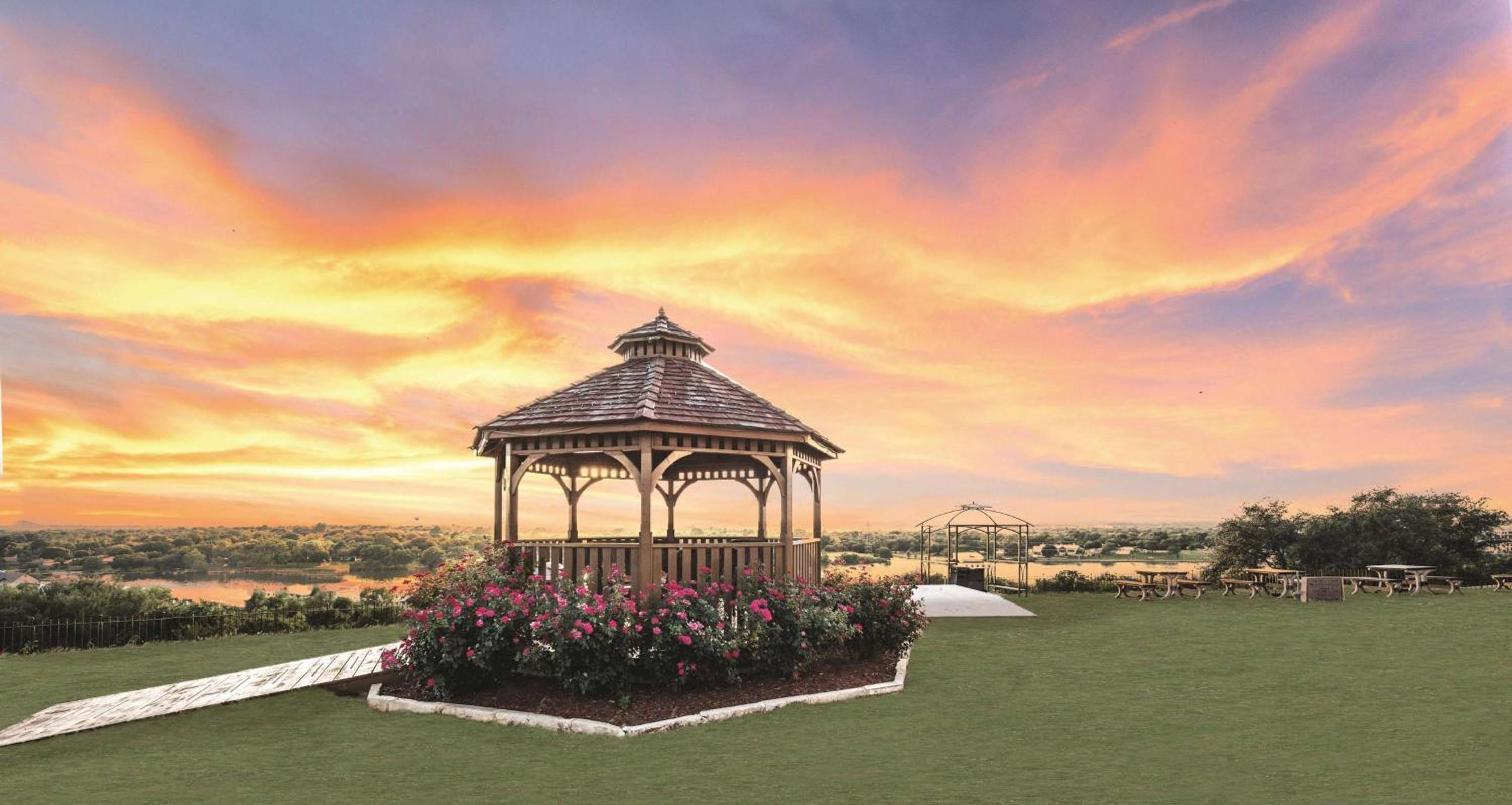 Marble Falls Vacations - La Quinta by Wyndham Marble Falls - Property Image 30