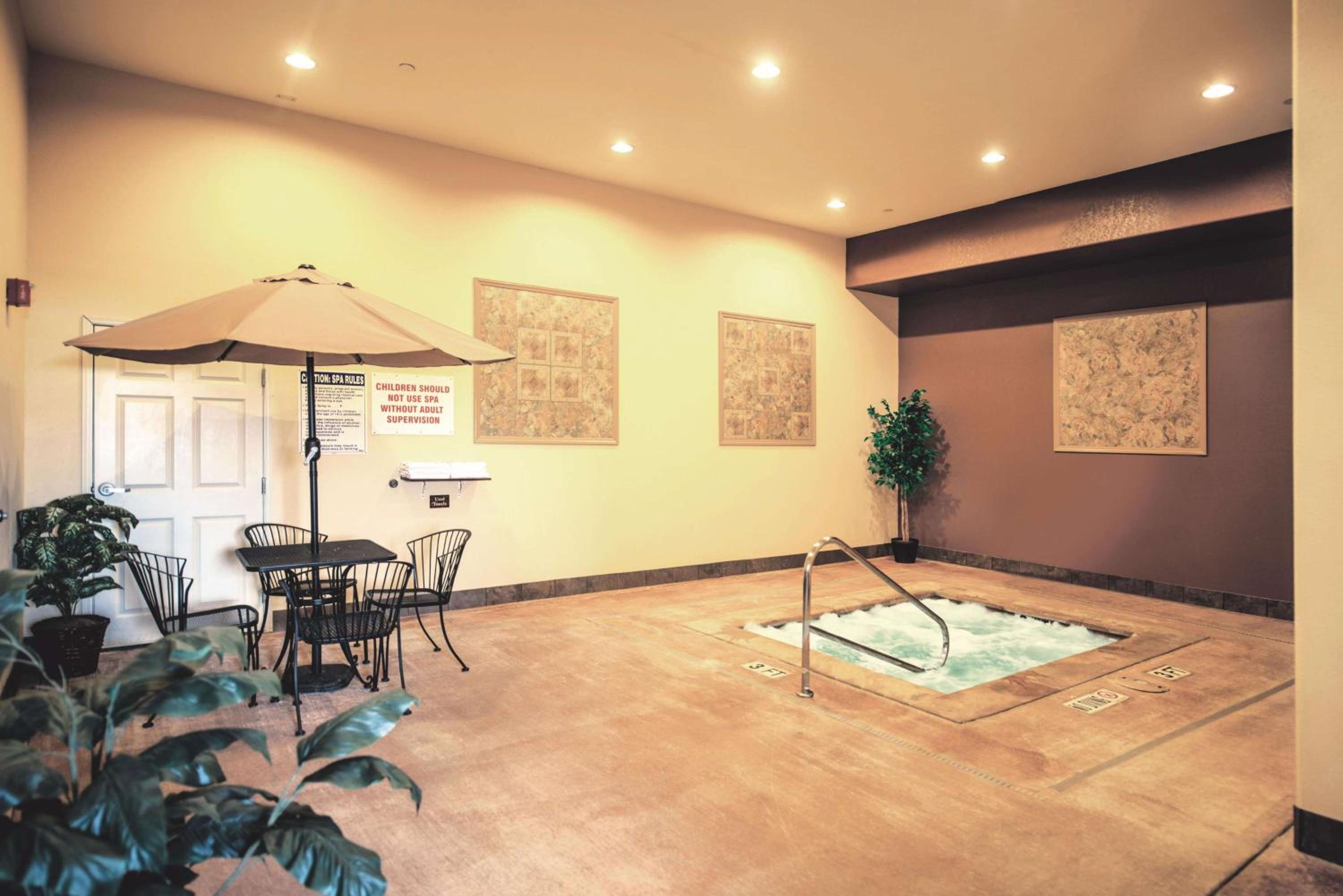 Marble Falls Vacations - La Quinta by Wyndham Marble Falls - Property Image 23