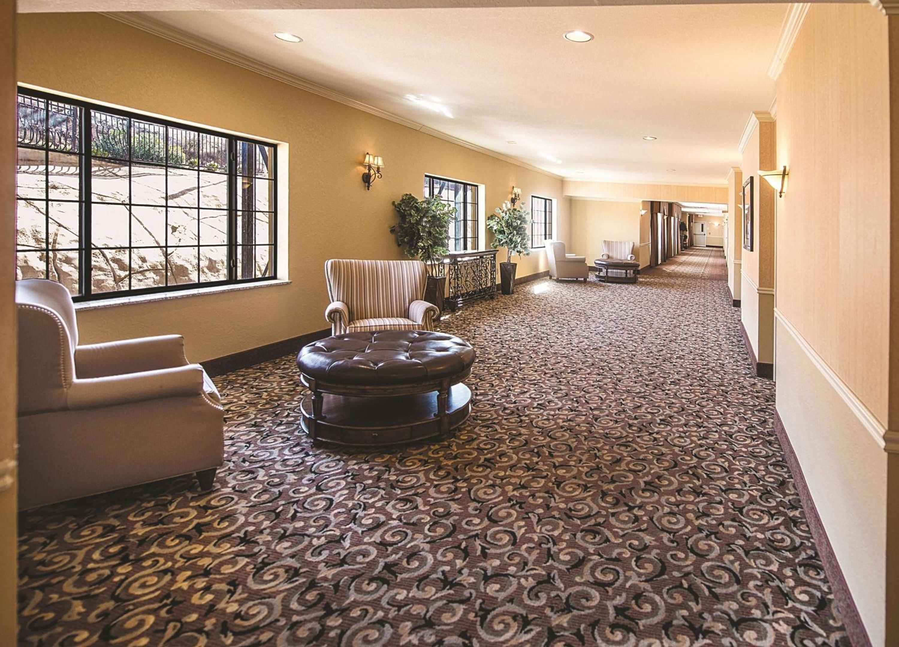 Marble Falls Vacations - La Quinta by Wyndham Marble Falls - Property Image 21