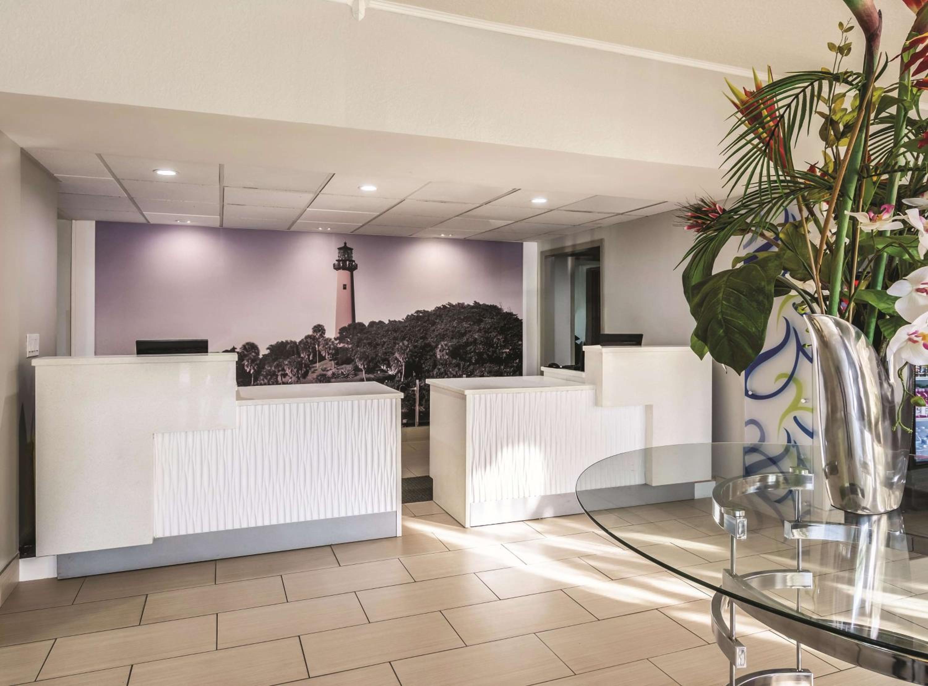 West Palm Beach Vacations - La Quinta Inn by Wyndham Jupiter - Property Image 8