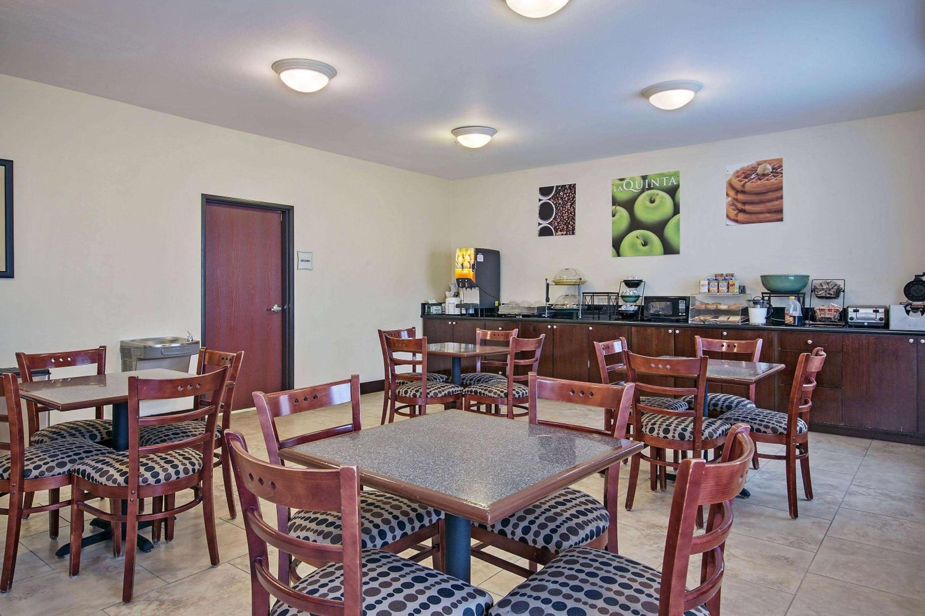 Morgan City Vacations - La Quinta by Wyndham Morgan City - Property Image 18