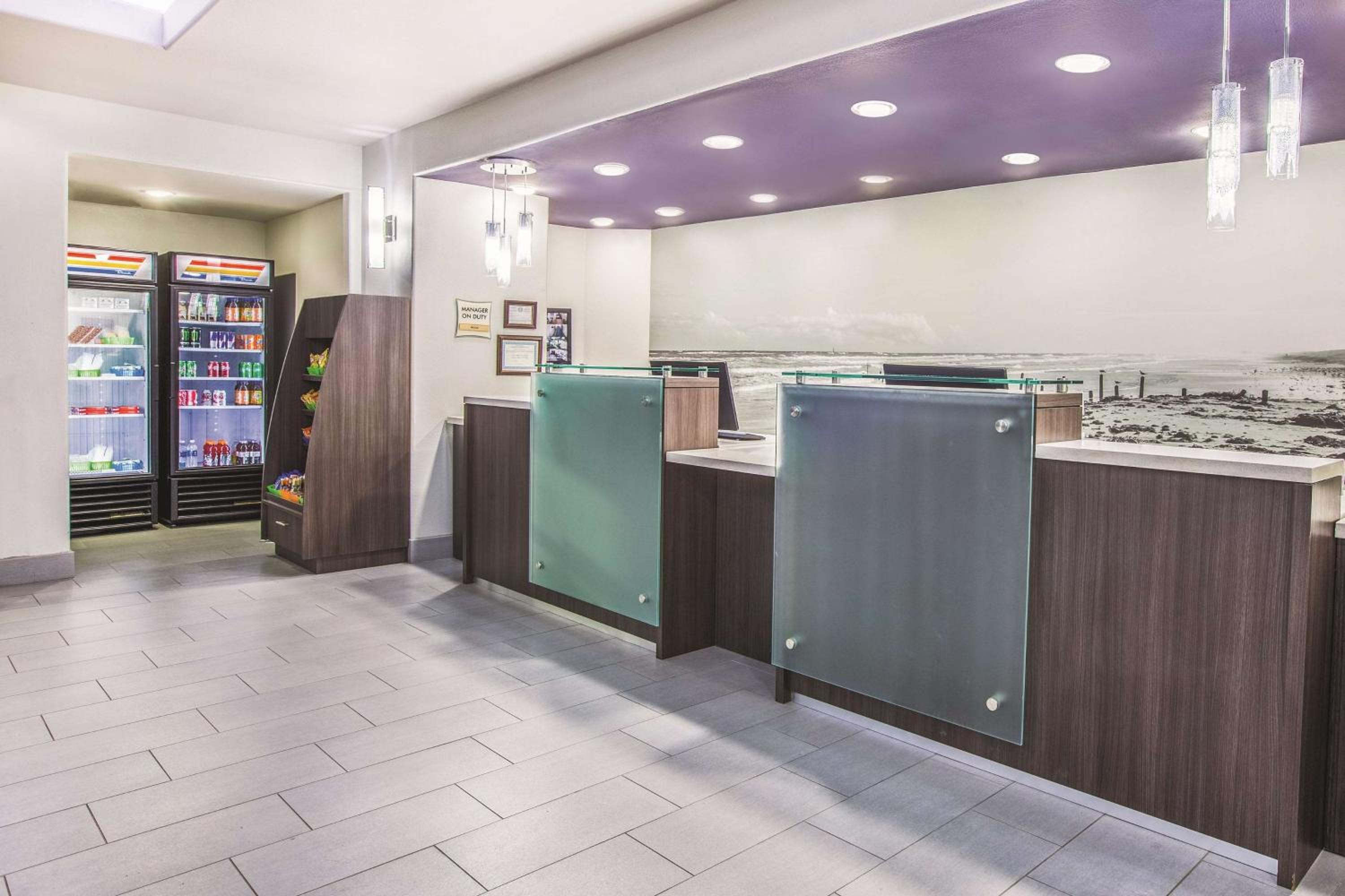 Bay City Vacations - La Quinta by Wyndham Bay City - Property Image 4