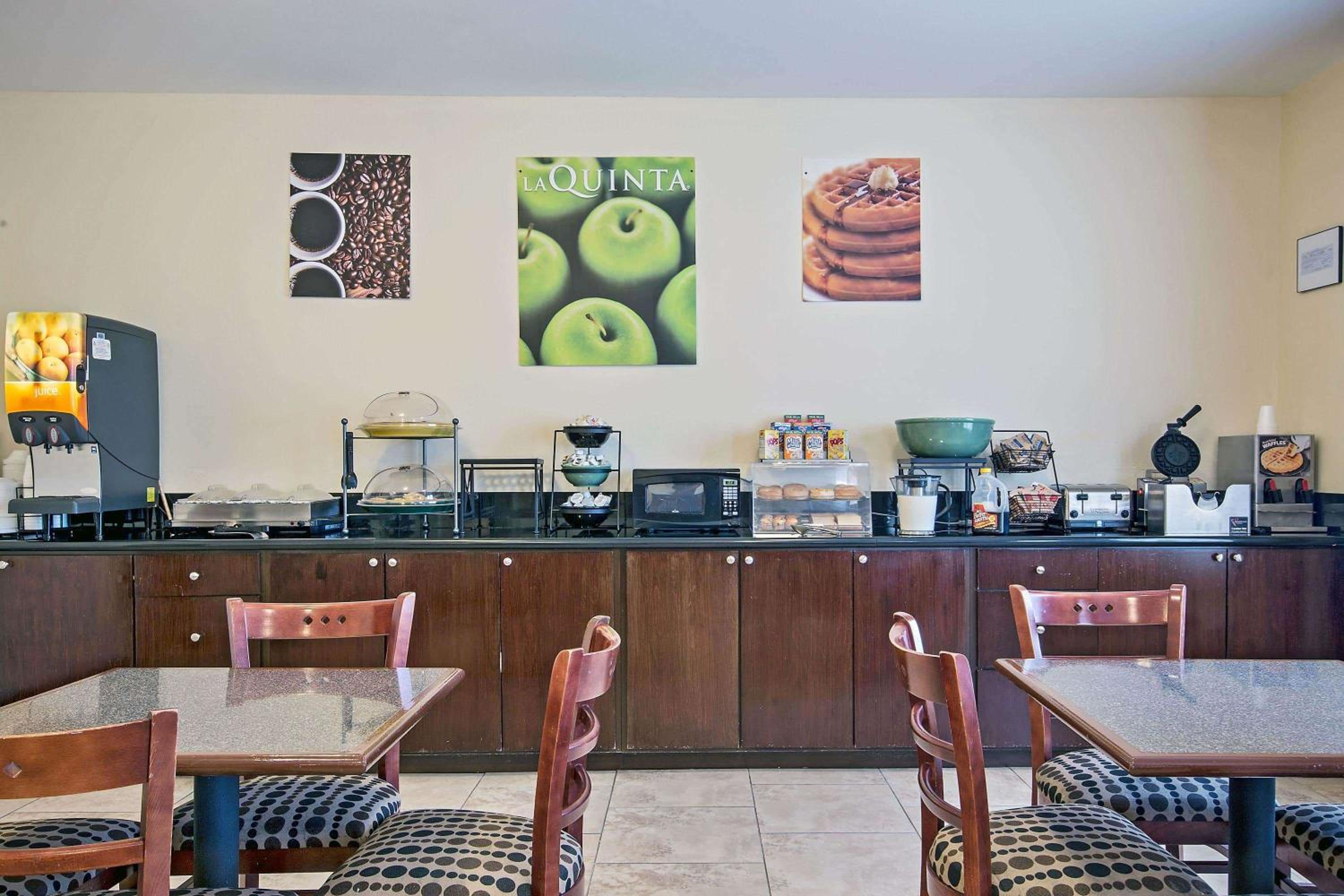 Morgan City Vacations - La Quinta by Wyndham Morgan City - Property Image 13