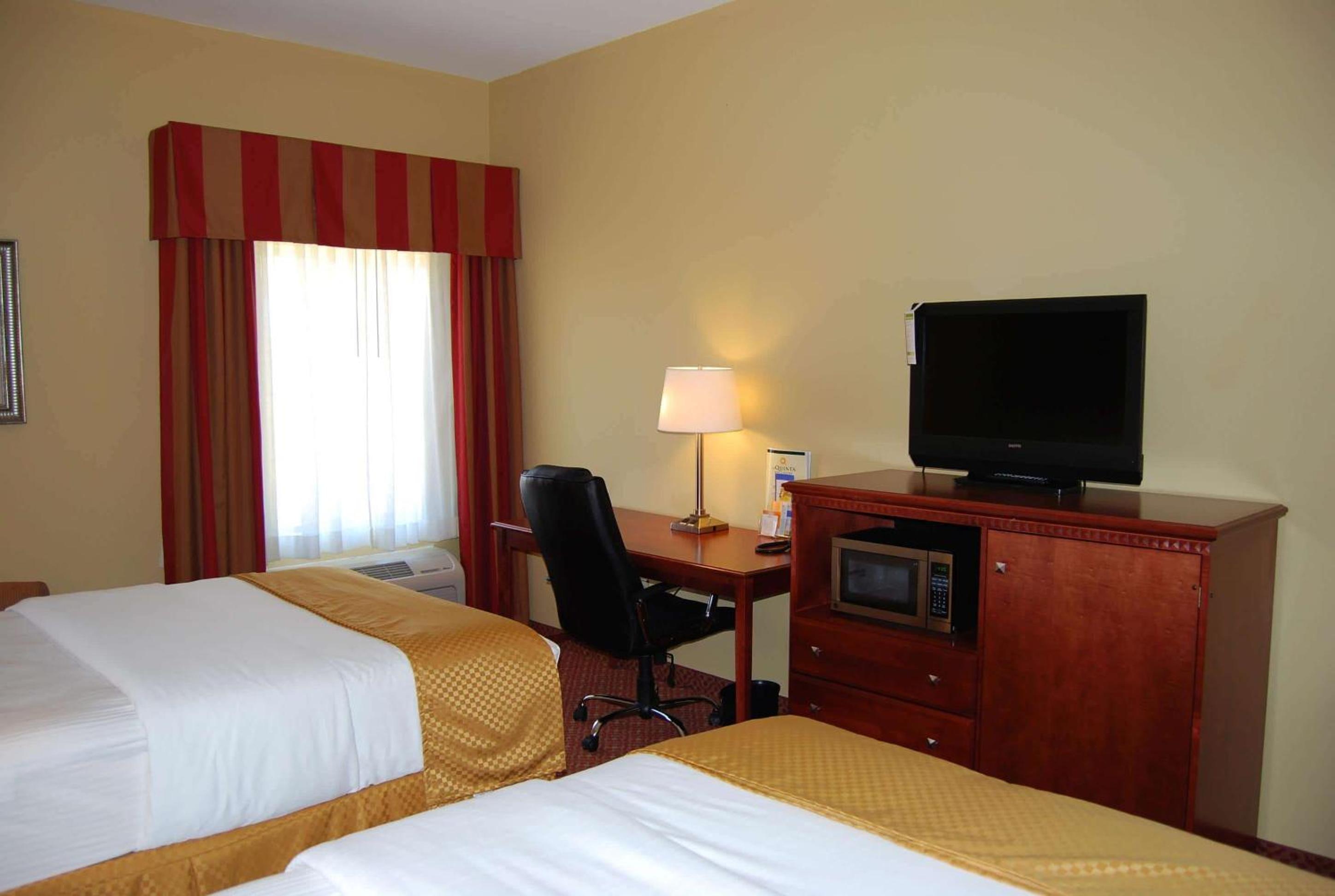La Quinta by Wyndham Fairfield TX view 5
