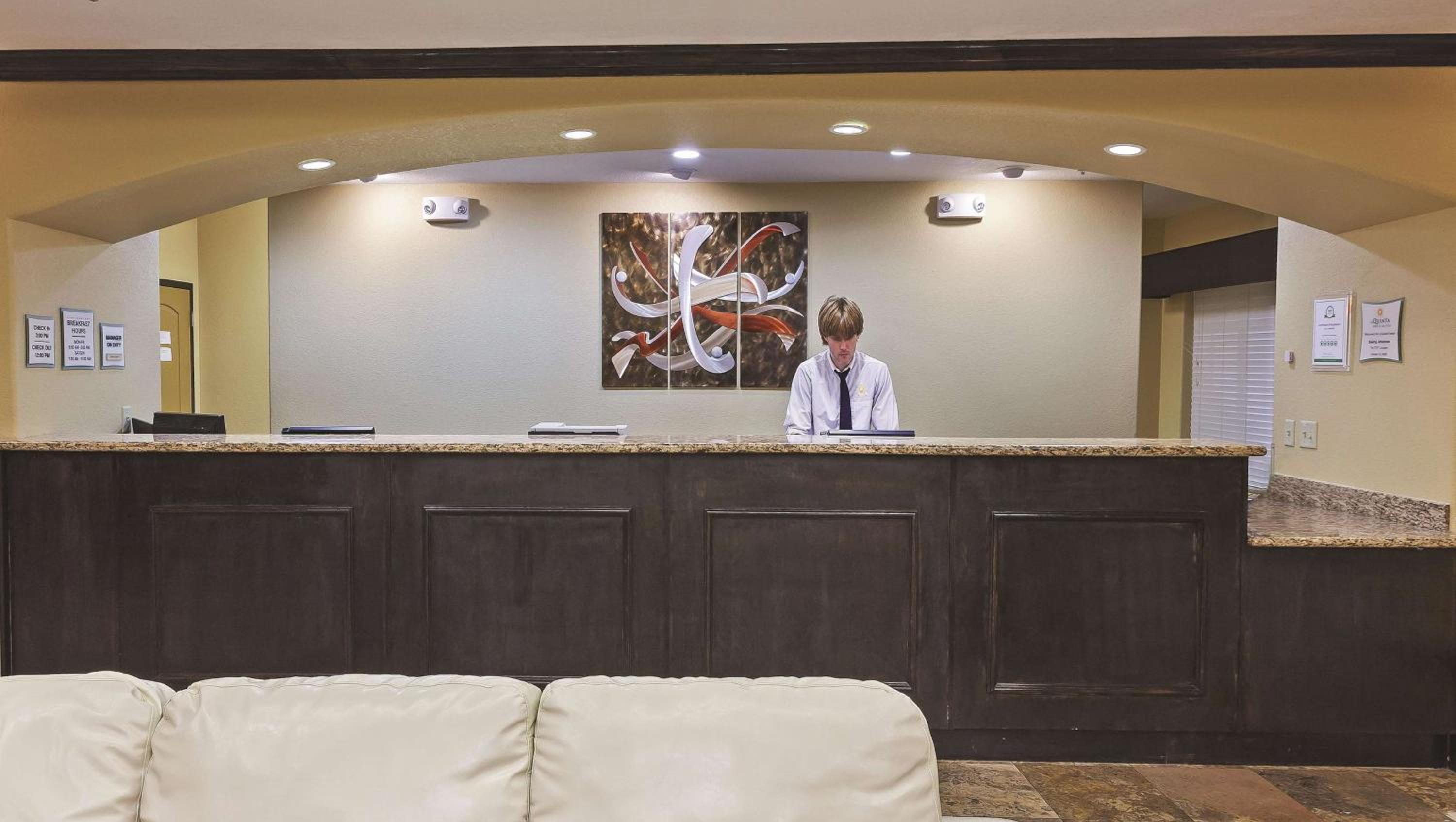 Searcy Vacations - La Quinta by Wyndham Searcy - Property Image 5