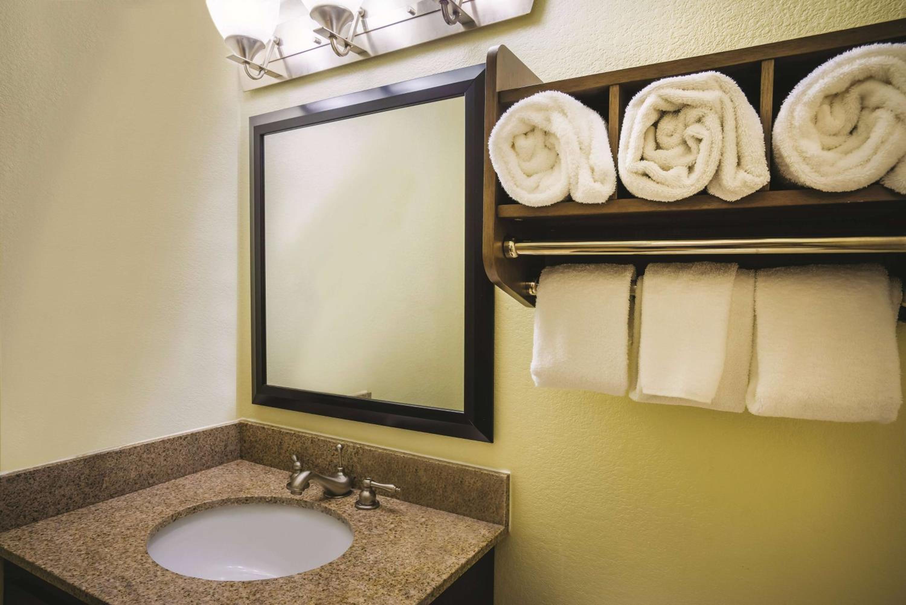 La Quinta by Wyndham Baltimore South Glen Burnie - Property Image 27