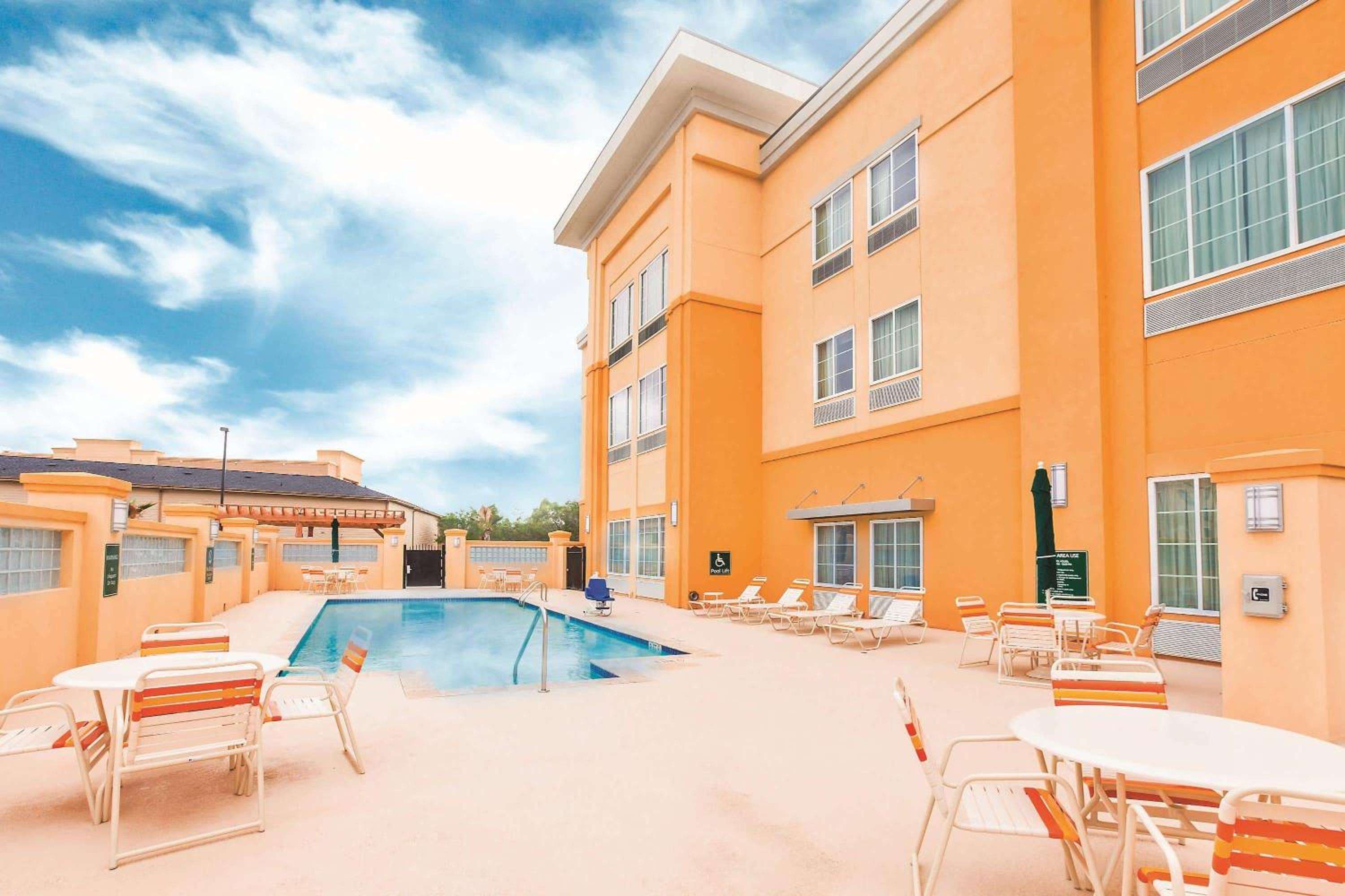 La Quinta by Wyndham Cotulla