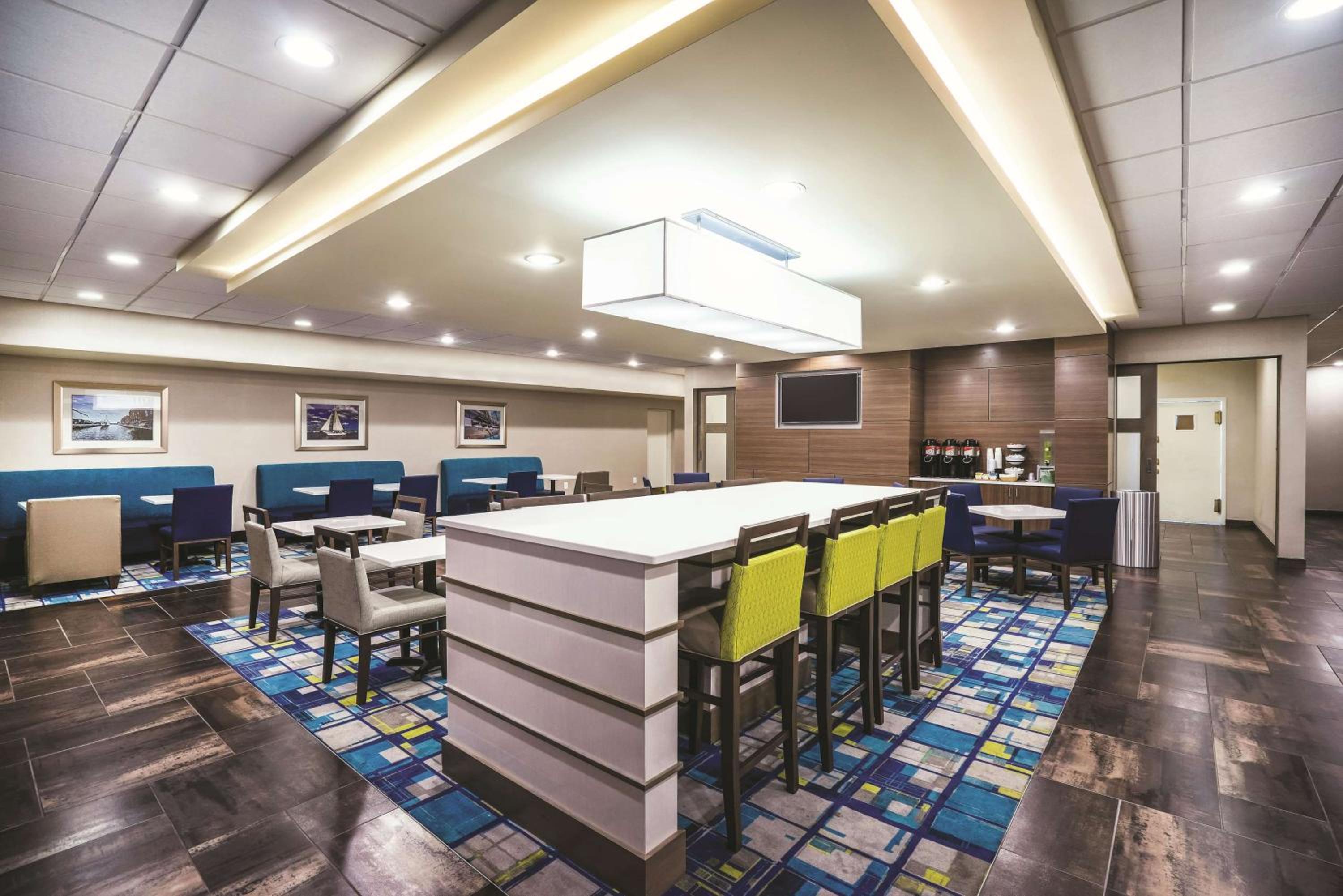 La Quinta by Wyndham Baltimore South Glen Burnie - Property Image 8