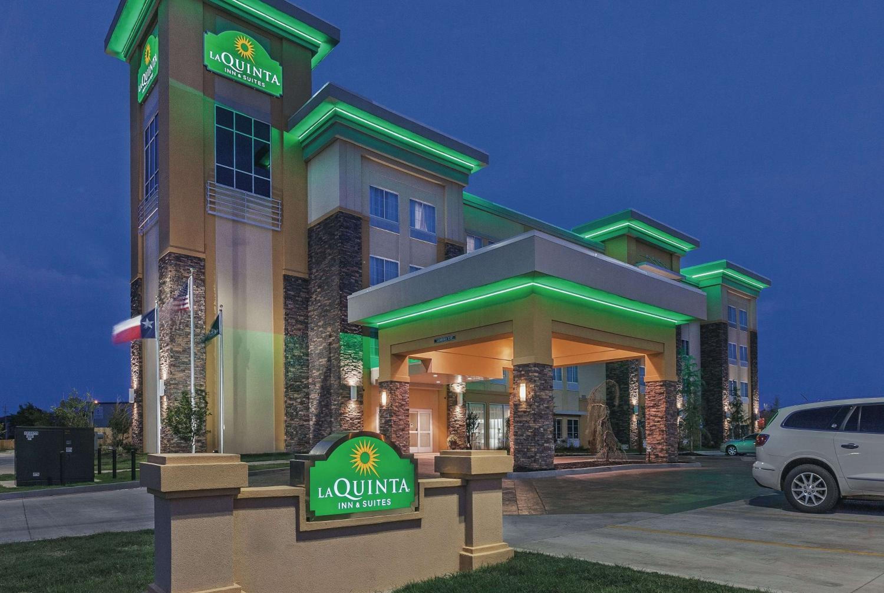 Wichita Falls Vacations - La Quinta by Wyndham Wichita Falls - MSU Area - Property Image 1